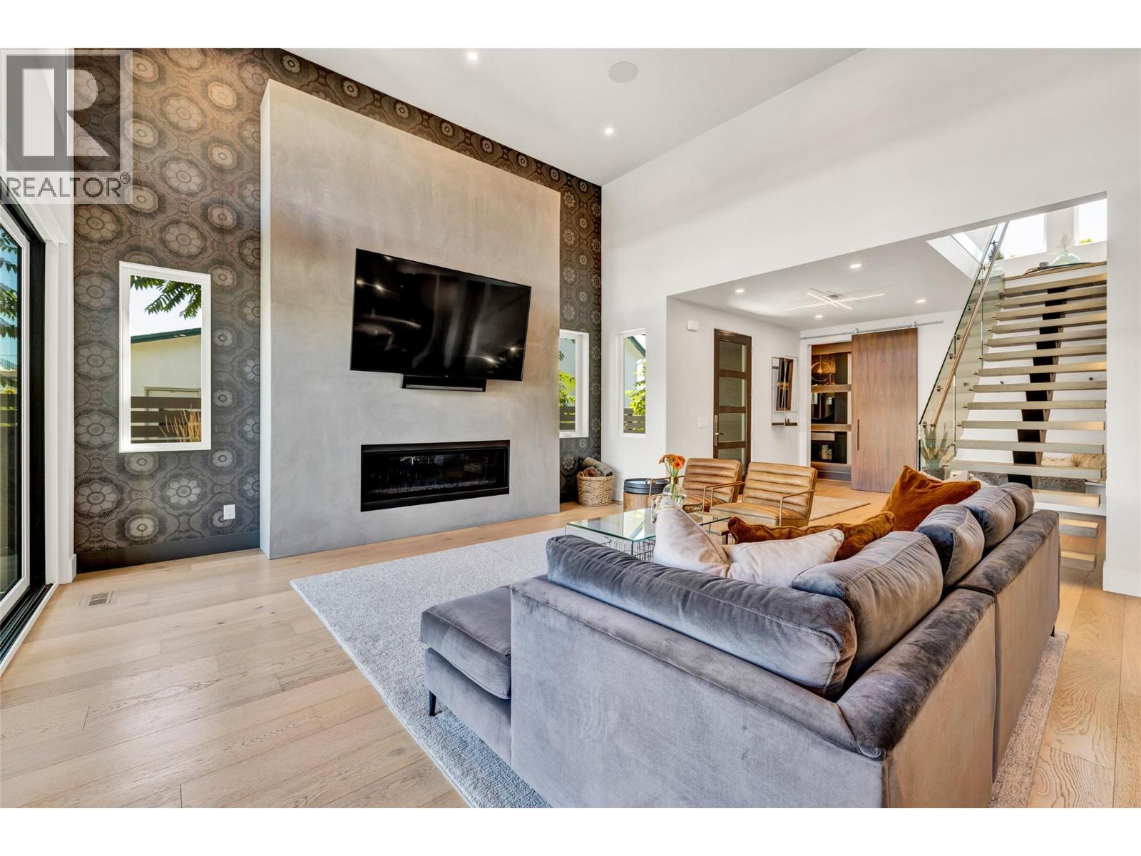 364 Christleton Avenue, Kelowna, British Columbia  V1Y 5H7 - Photo 28 - 10374456