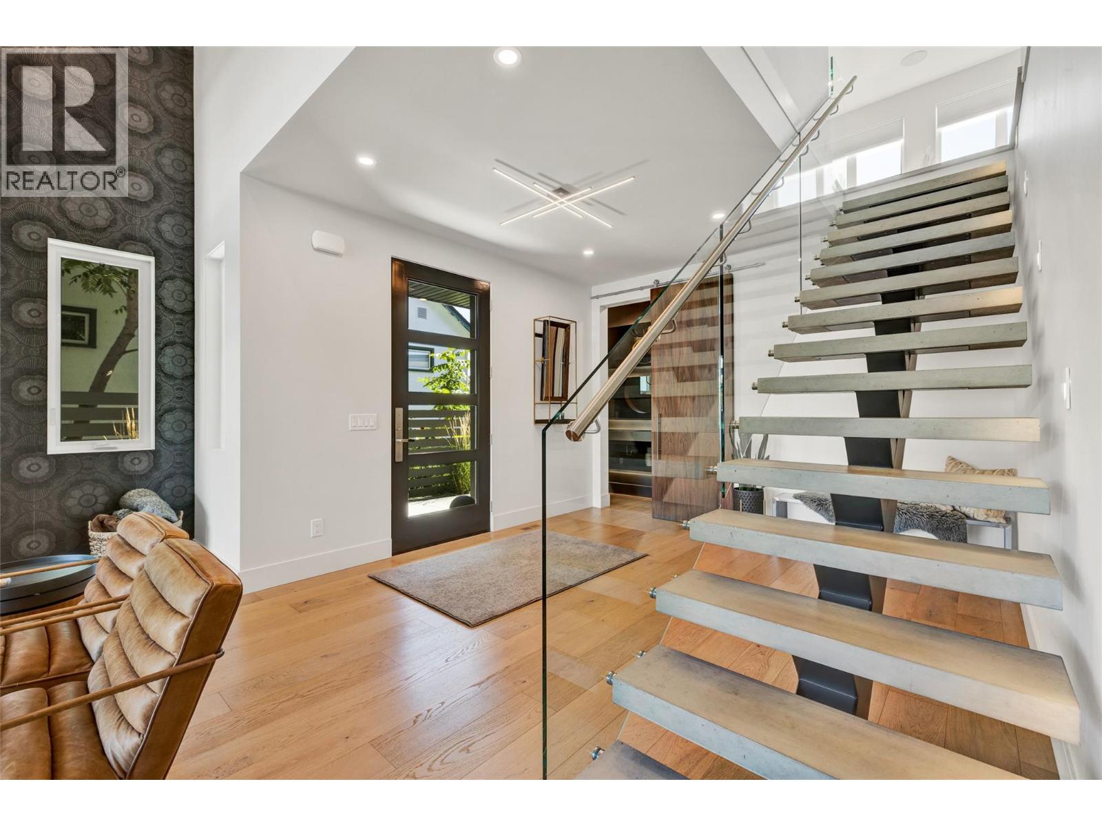 364 Christleton Avenue, Kelowna, British Columbia  V1Y 5H7 - Photo 51 - 10374456