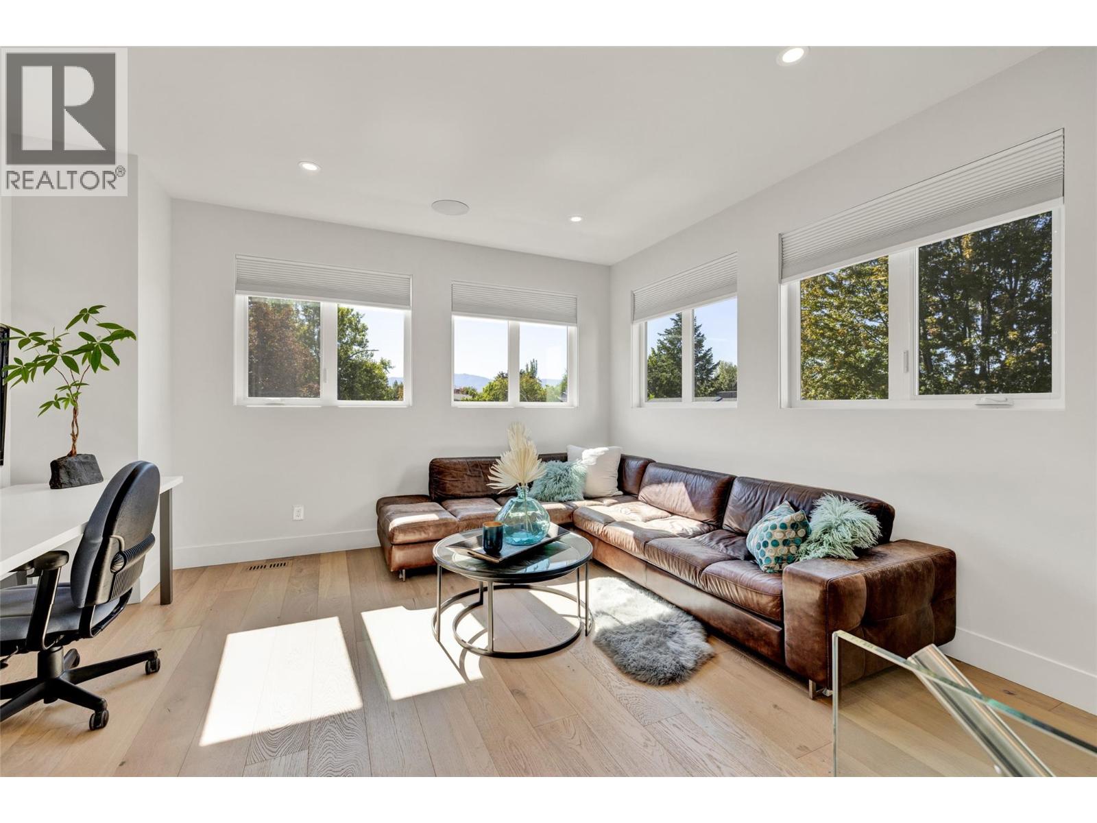 364 Christleton Avenue, Kelowna, British Columbia  V1Y 5H7 - Photo 52 - 10374456