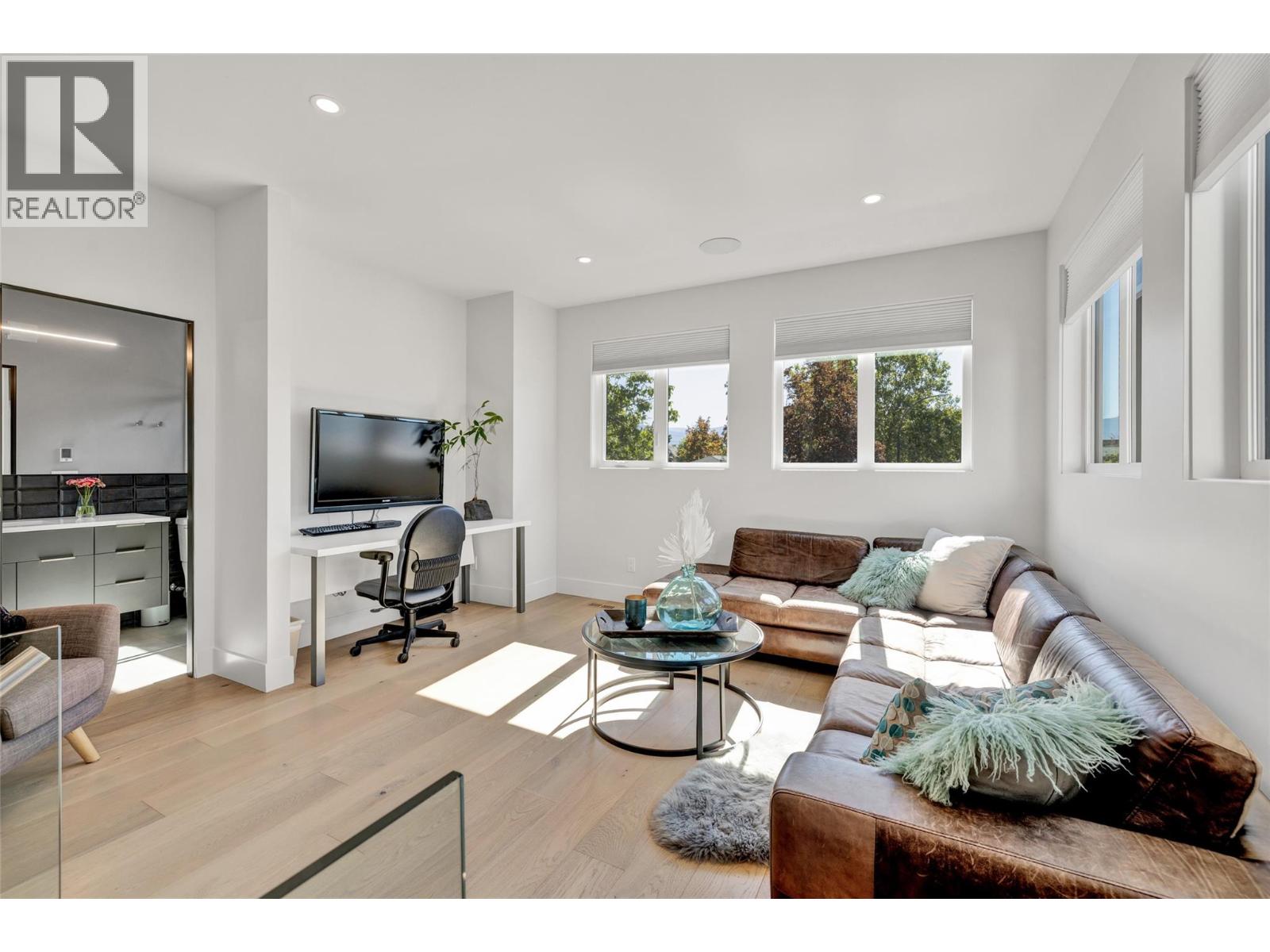 364 Christleton Avenue, Kelowna, British Columbia  V1Y 5H7 - Photo 61 - 10374456