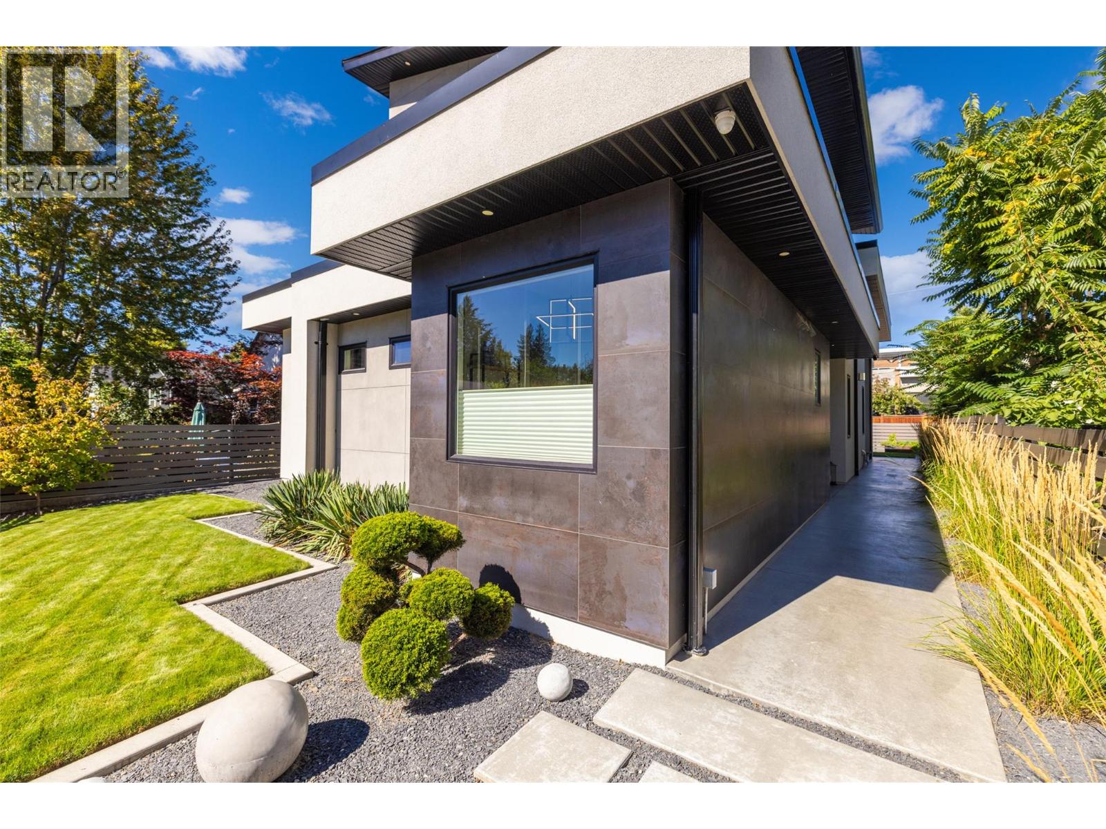 364 Christleton Avenue, Kelowna, British Columbia  V1Y 5H7 - Photo 8 - 10374456