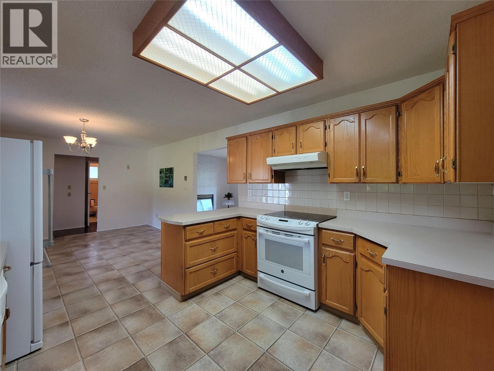 604 11th Avenue, Keremeos, British Columbia  V0X 1N3 - Photo 15 - 10375552