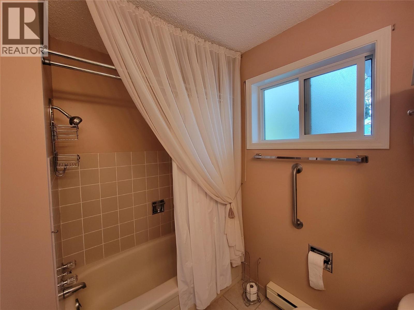 604 11th Avenue, Keremeos, British Columbia  V0X 1N3 - Photo 29 - 10375552