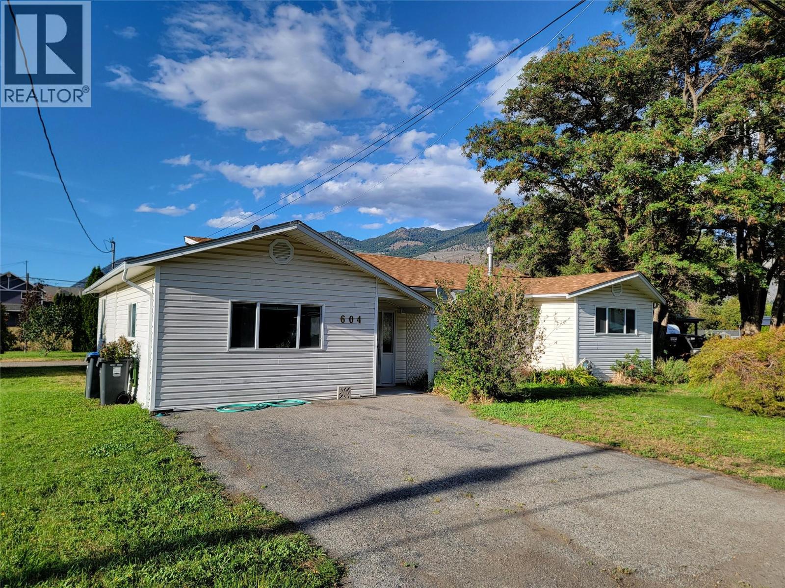 604 11th Avenue, Keremeos, British Columbia  V0X 1N3 - Photo 49 - 10375552