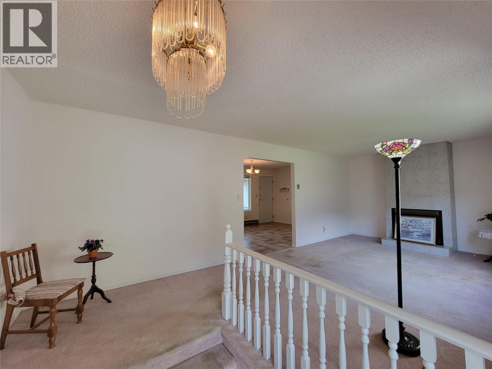 604 11th Avenue, Keremeos, British Columbia  V0X 1N3 - Photo 8 - 10375552