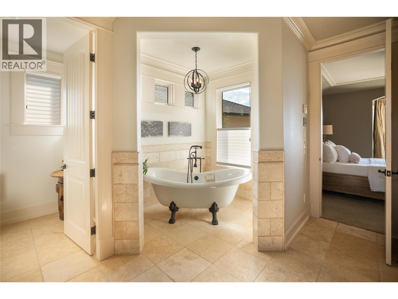 710 Arbor View Drive, Kelowna, British Columbia  V1W 4Y2 - Photo 28 - 10375561