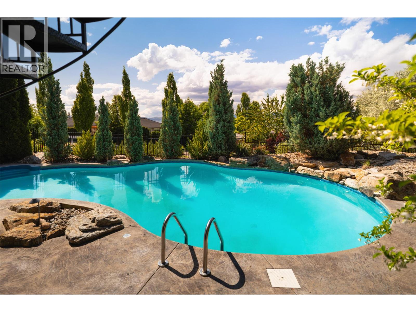 710 Arbor View Drive, Kelowna, British Columbia  V1W 4Y2 - Photo 39 - 10375561