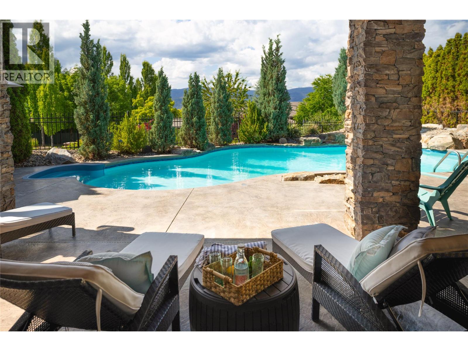 710 Arbor View Drive, Kelowna, British Columbia  V1W 4Y2 - Photo 45 - 10375561