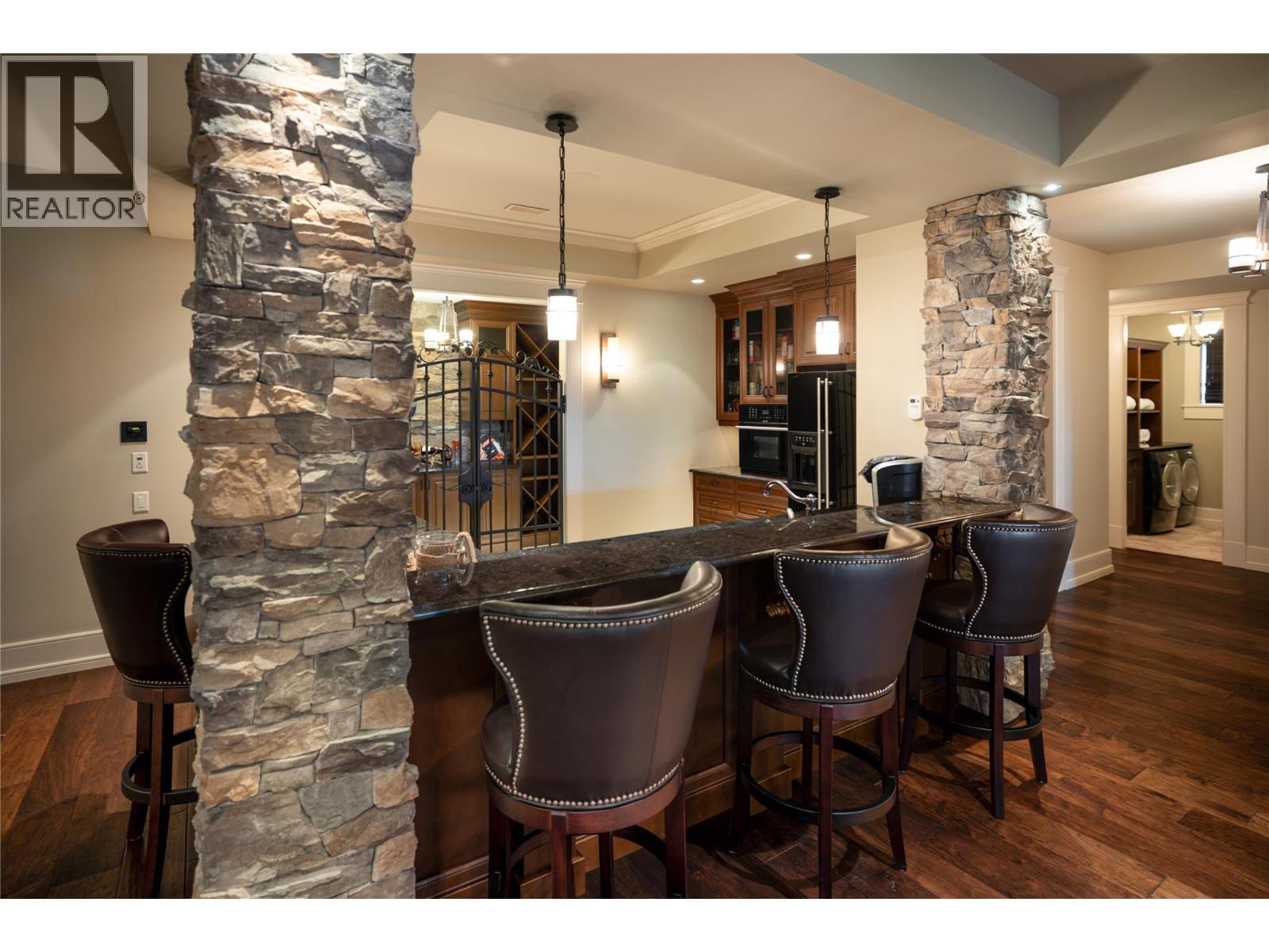 710 Arbor View Drive, Kelowna, British Columbia  V1W 4Y2 - Photo 47 - 10375561