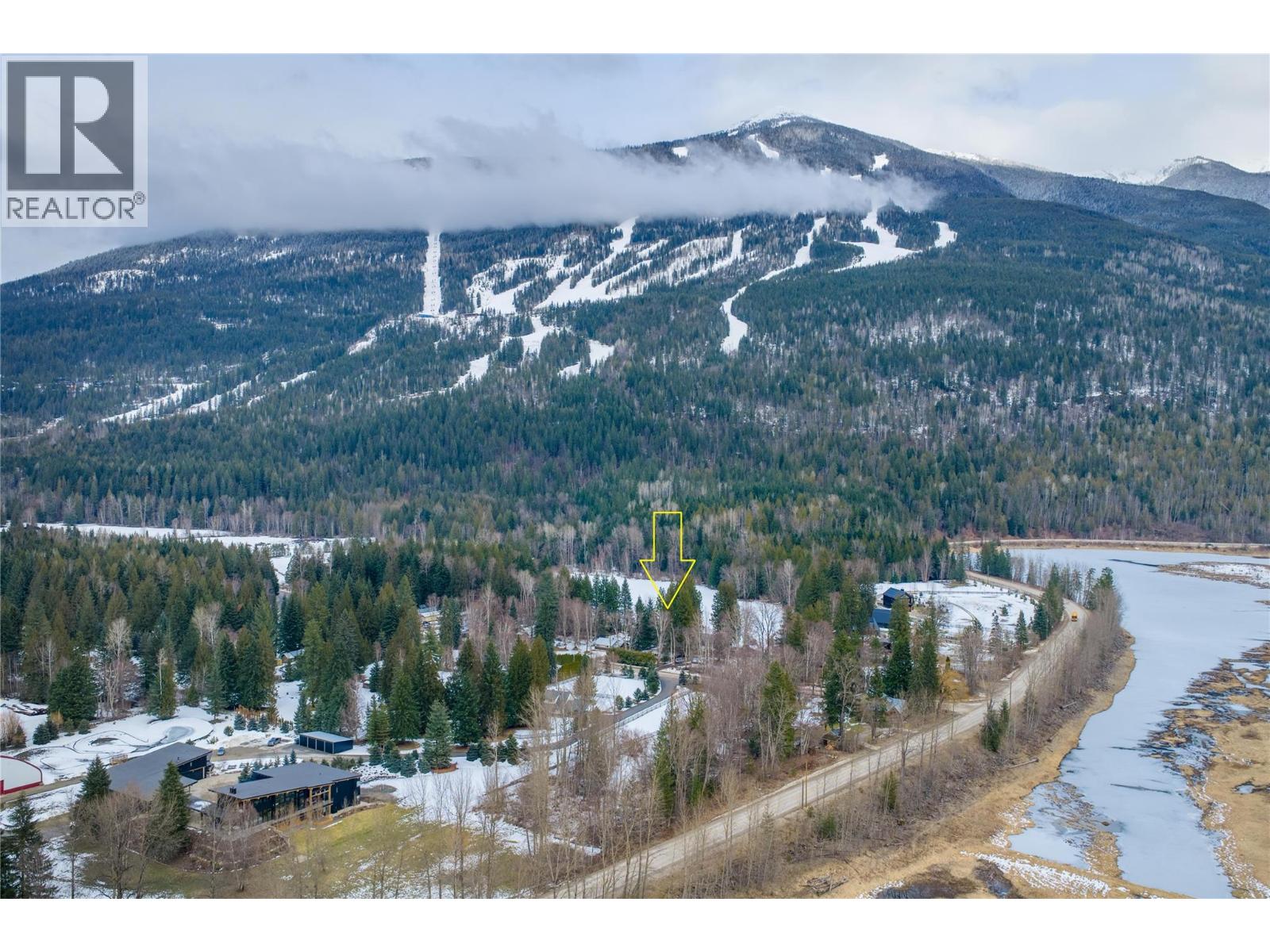 3666 Catherwood Road, Revelstoke, British Columbia  V0E 2S0 - Photo 11 - 10373628