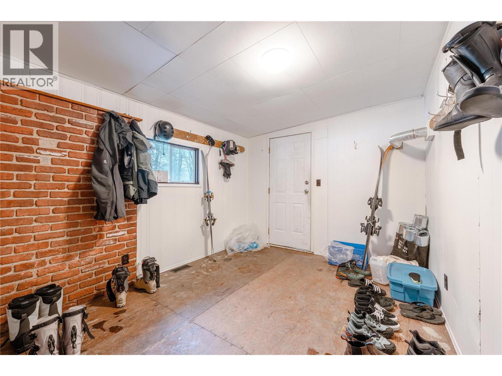 3666 Catherwood Road, Revelstoke, British Columbia  V0E 2S0 - Photo 35 - 10373628