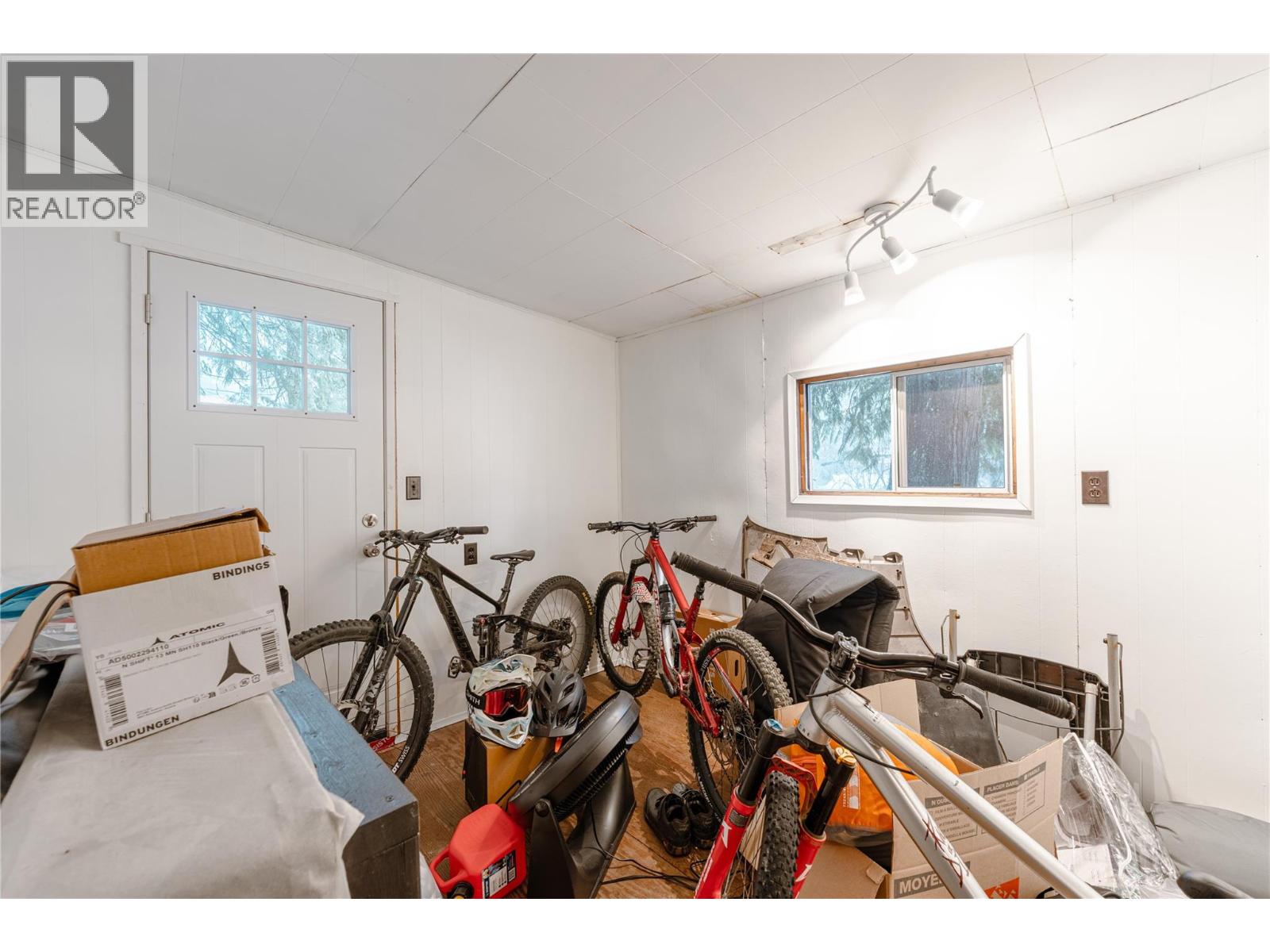 3666 Catherwood Road, Revelstoke, British Columbia  V0E 2S0 - Photo 37 - 10373628