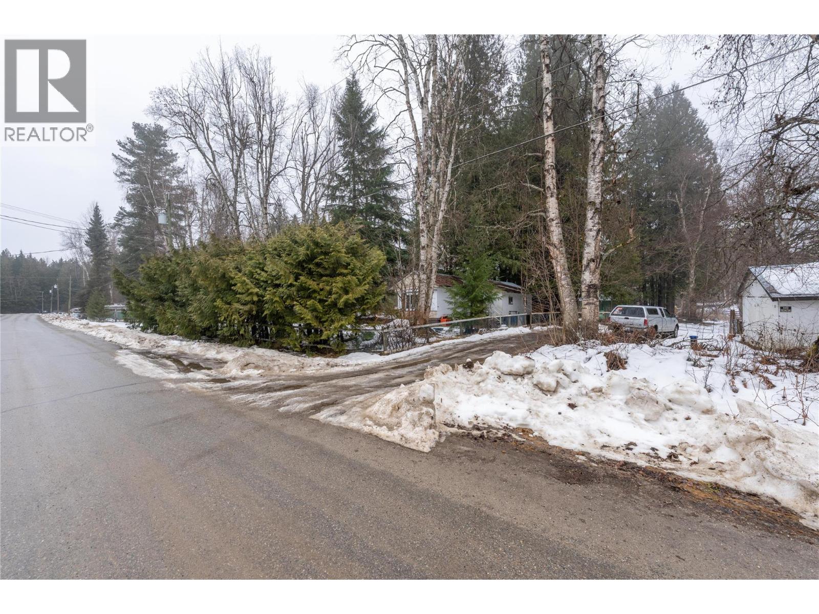 3666 Catherwood Road, Revelstoke, British Columbia  V0E 2S0 - Photo 43 - 10373628