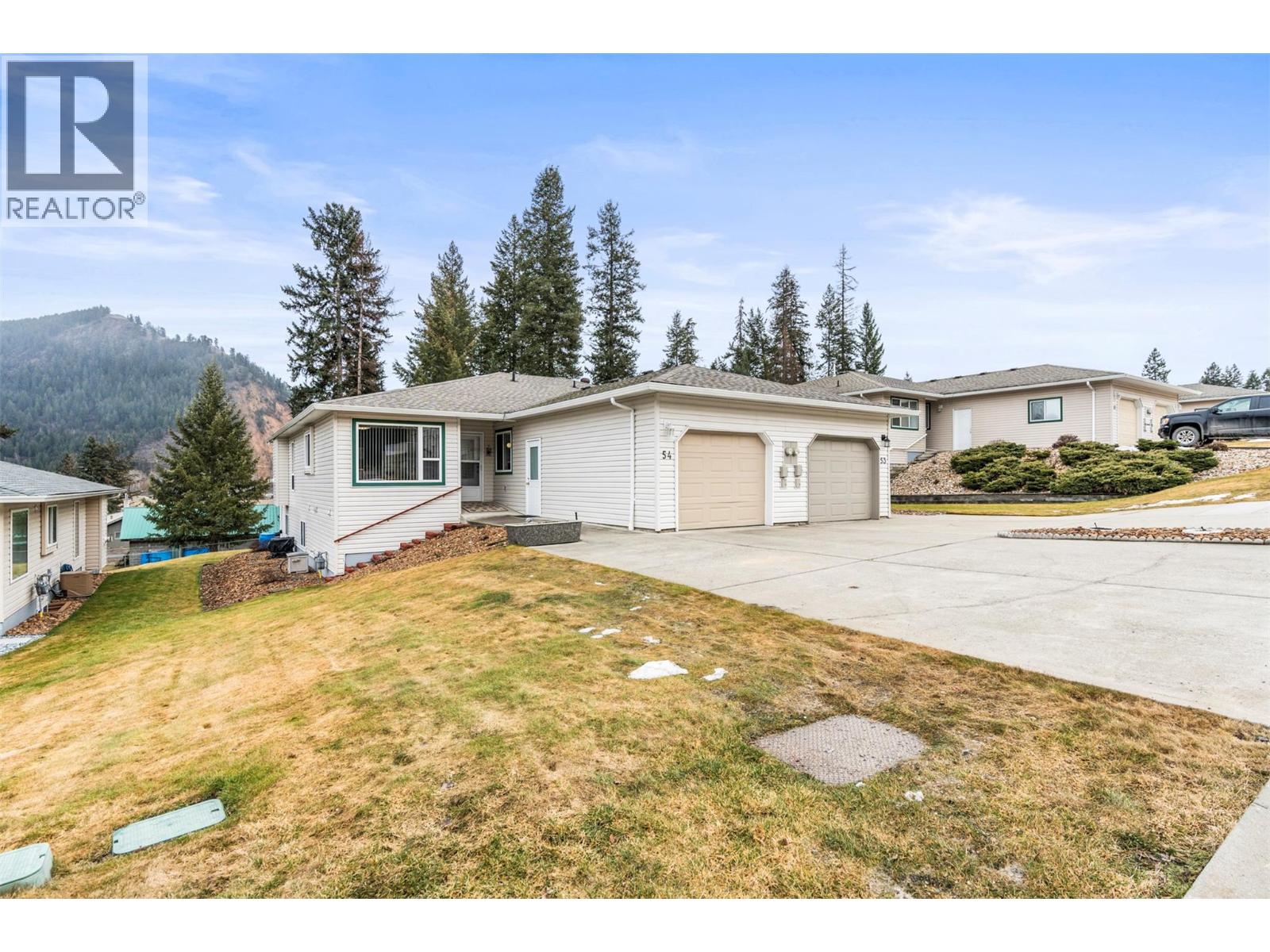 2675 Pine Avenue Unit# 54, Lumby, British Columbia  V0E 2G5 - Photo 2 - 10375277