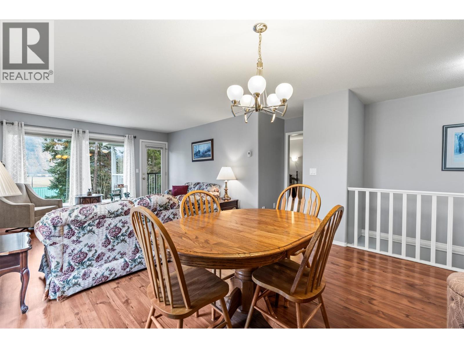 2675 Pine Avenue Unit# 54, Lumby, British Columbia  V0E 2G5 - Photo 9 - 10375277