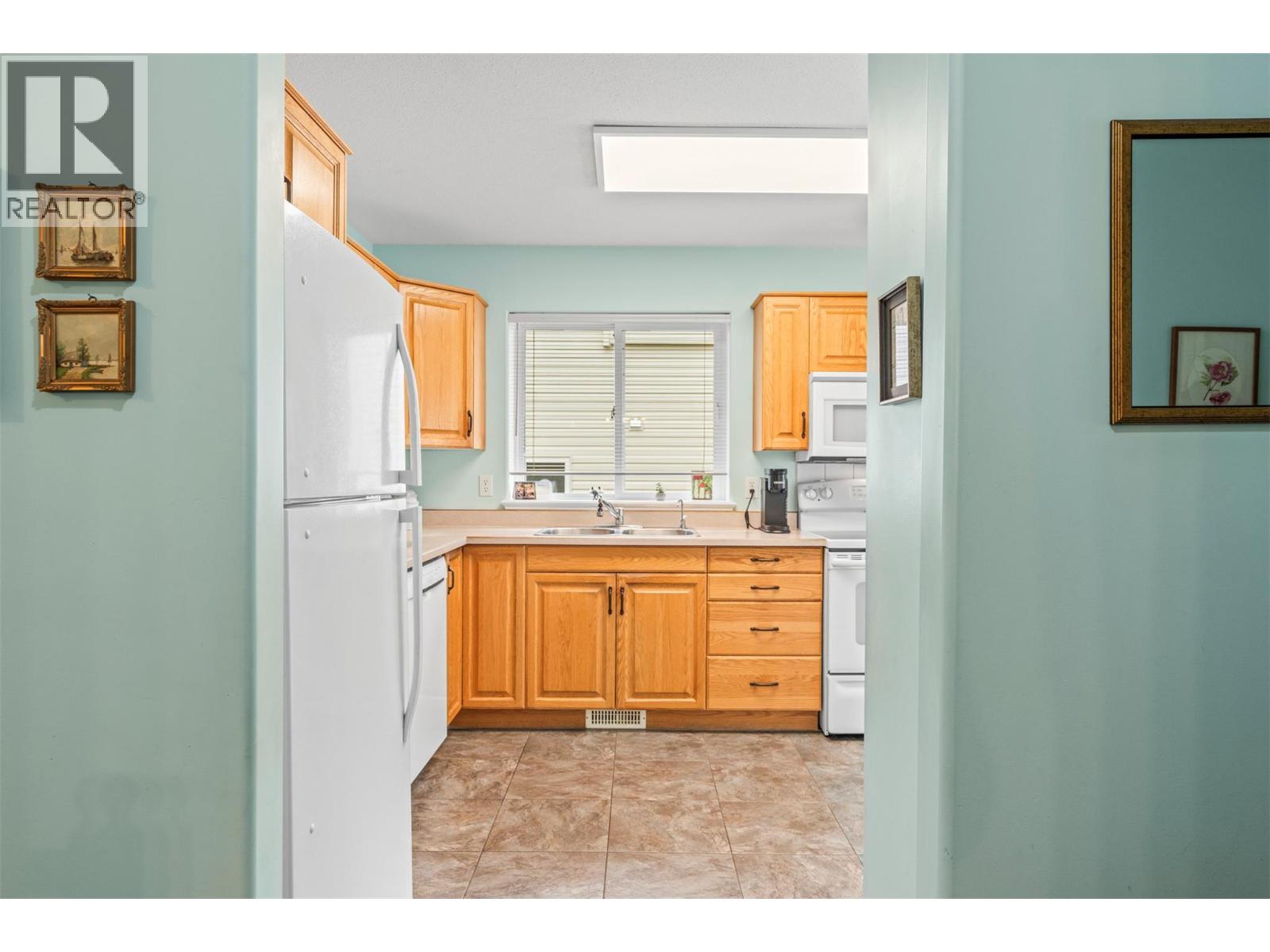 2675 Pine Avenue Unit# 55, Lumby, British Columbia  V0E 2G5 - Photo 22 - 10375278