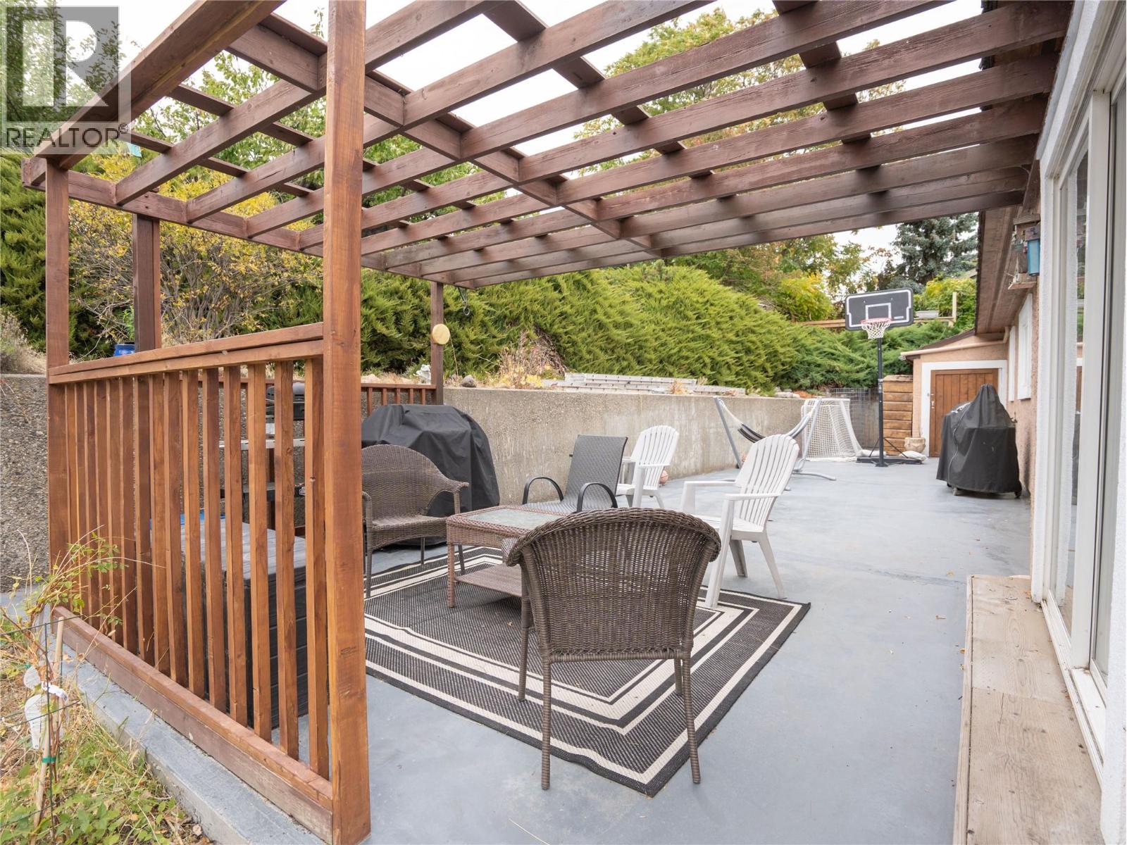 190 Dafoe Place, Penticton, British Columbia  V2A 7E6 - Photo 10 - 10375515