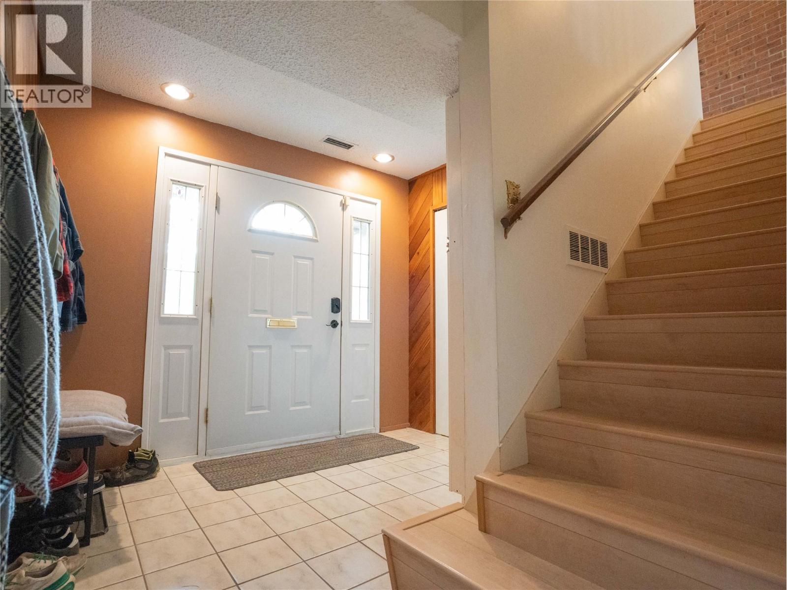 190 Dafoe Place, Penticton, British Columbia  V2A 7E6 - Photo 17 - 10375515