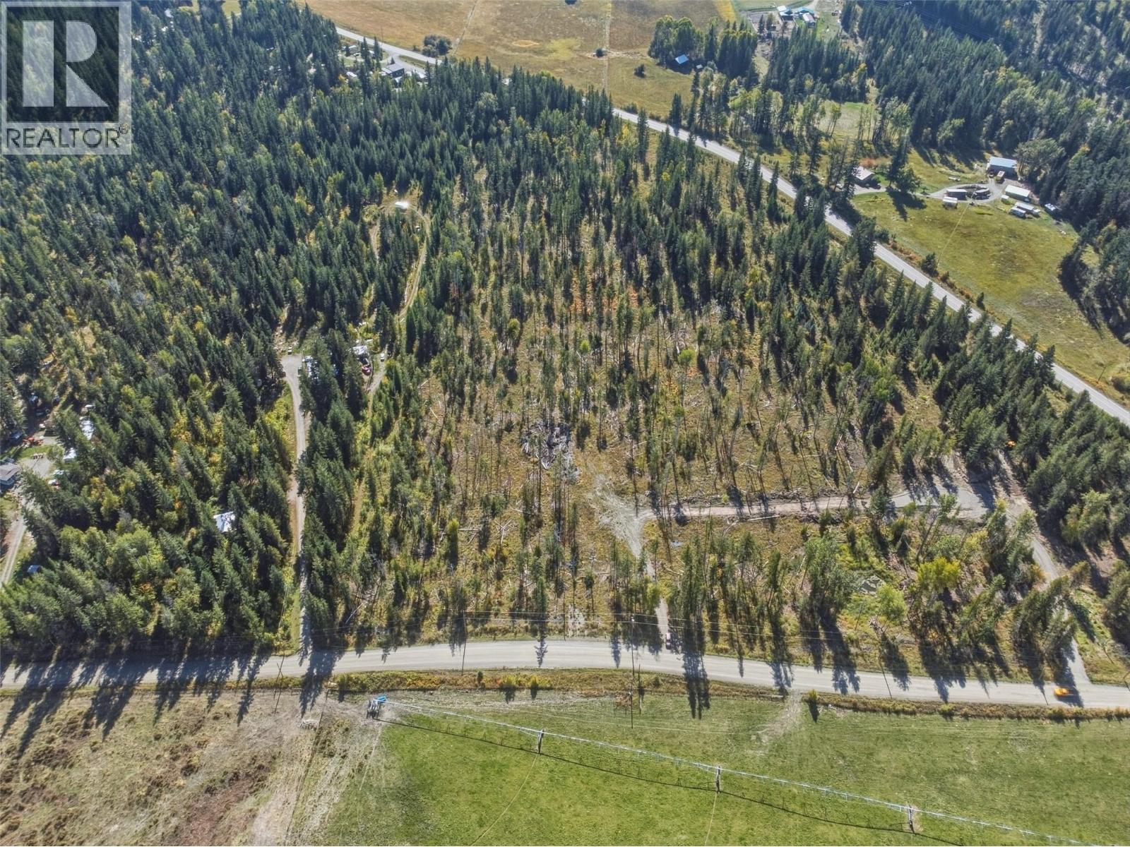 38 Campbell Road, Cherryville, British Columbia  V0E 2G3 - Photo 6 - 10375506