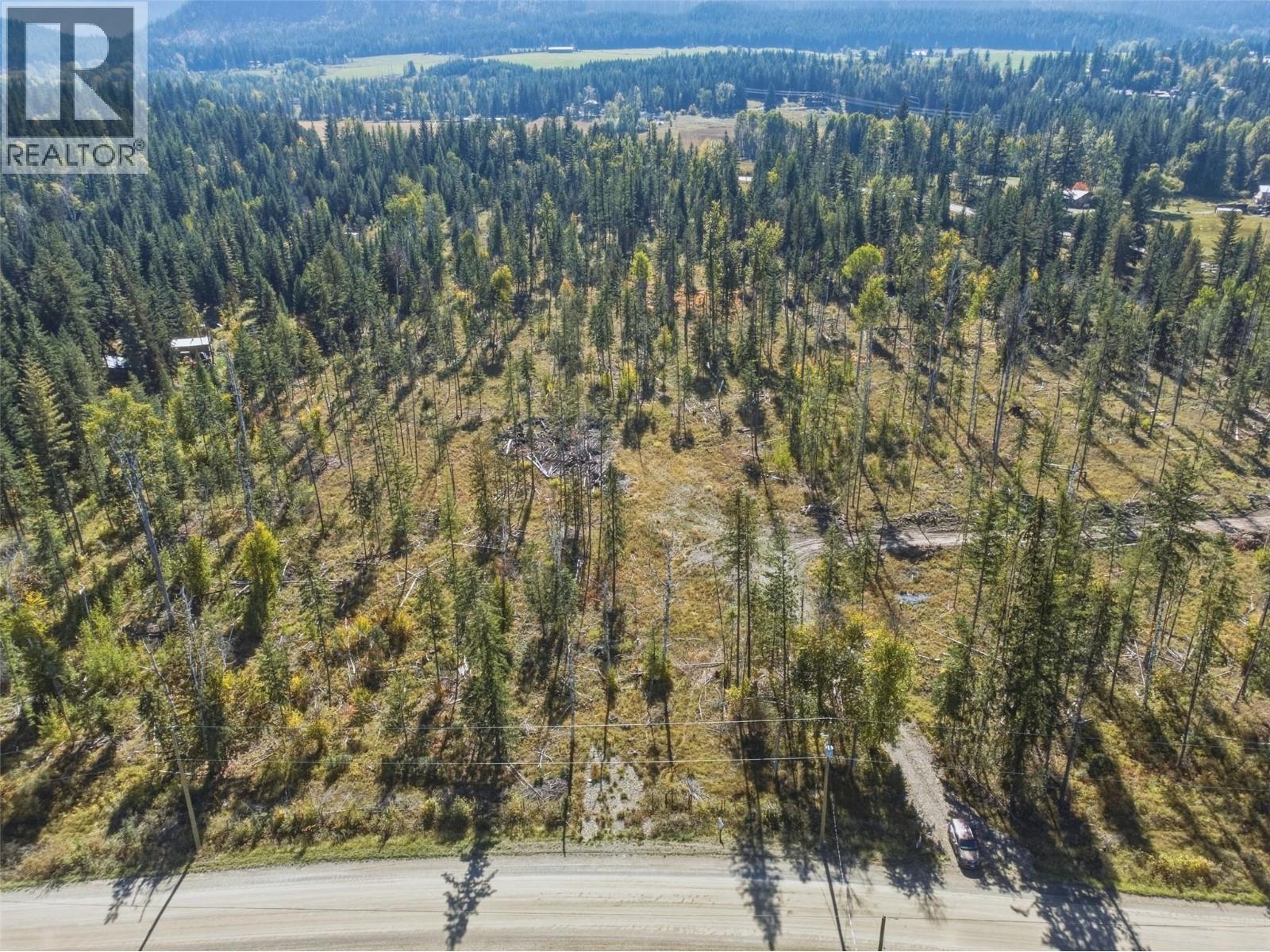38 Campbell Road, Cherryville, British Columbia  V0E 2G3 - Photo 9 - 10375506