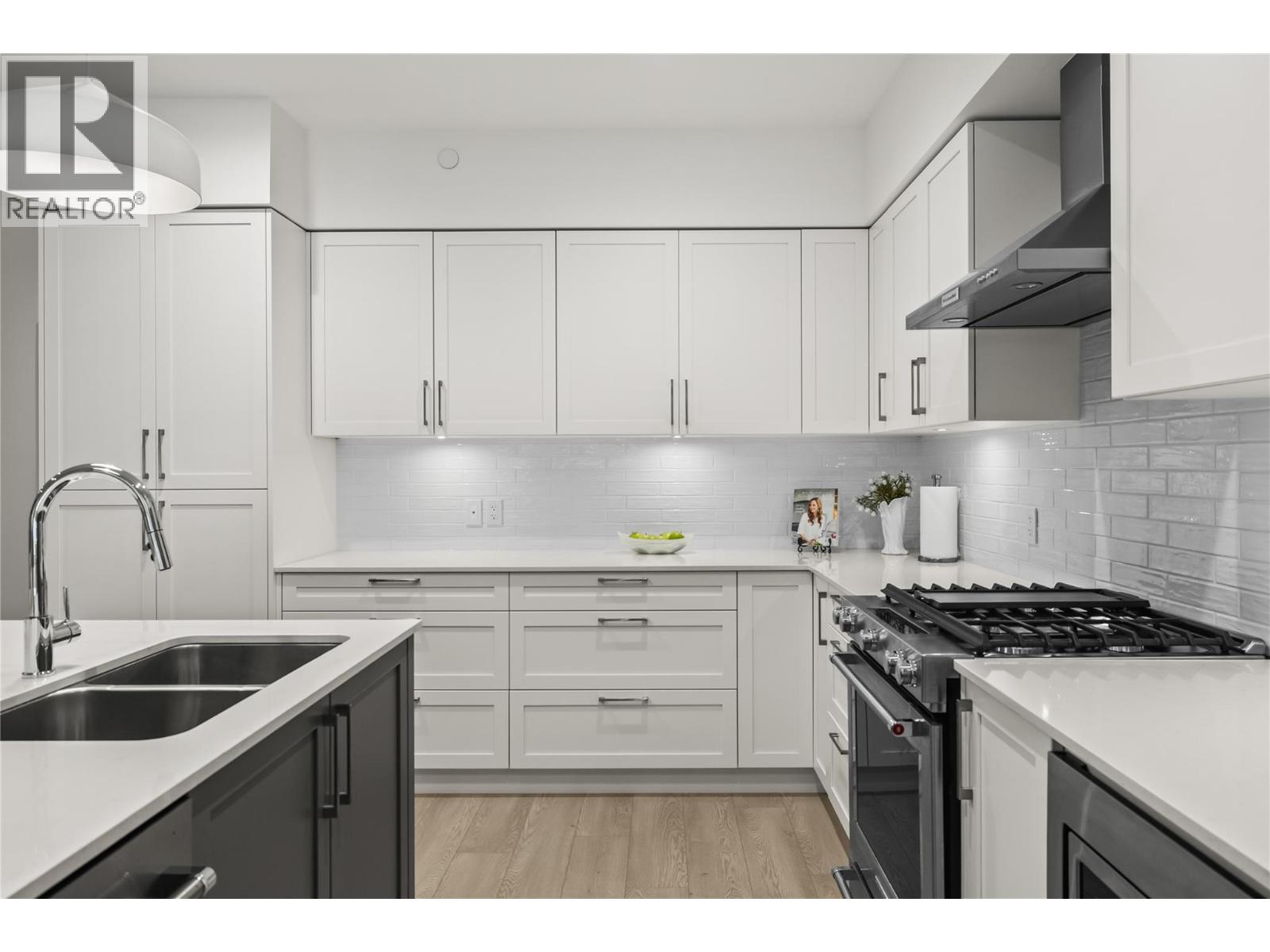 1979 Country Club Drive Unit# 20, Kelowna, British Columbia  V1V 0H6 - Photo 14 - 10375443