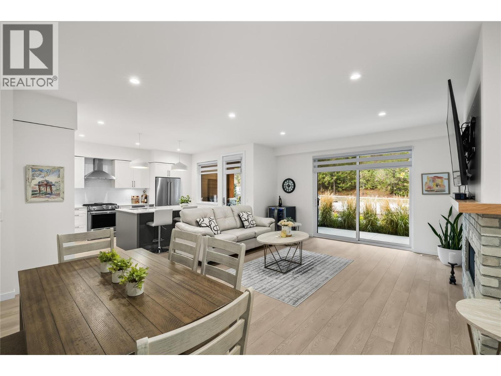 1979 Country Club Drive Unit# 20, Kelowna, British Columbia  V1V 0H6 - Photo 17 - 10375443