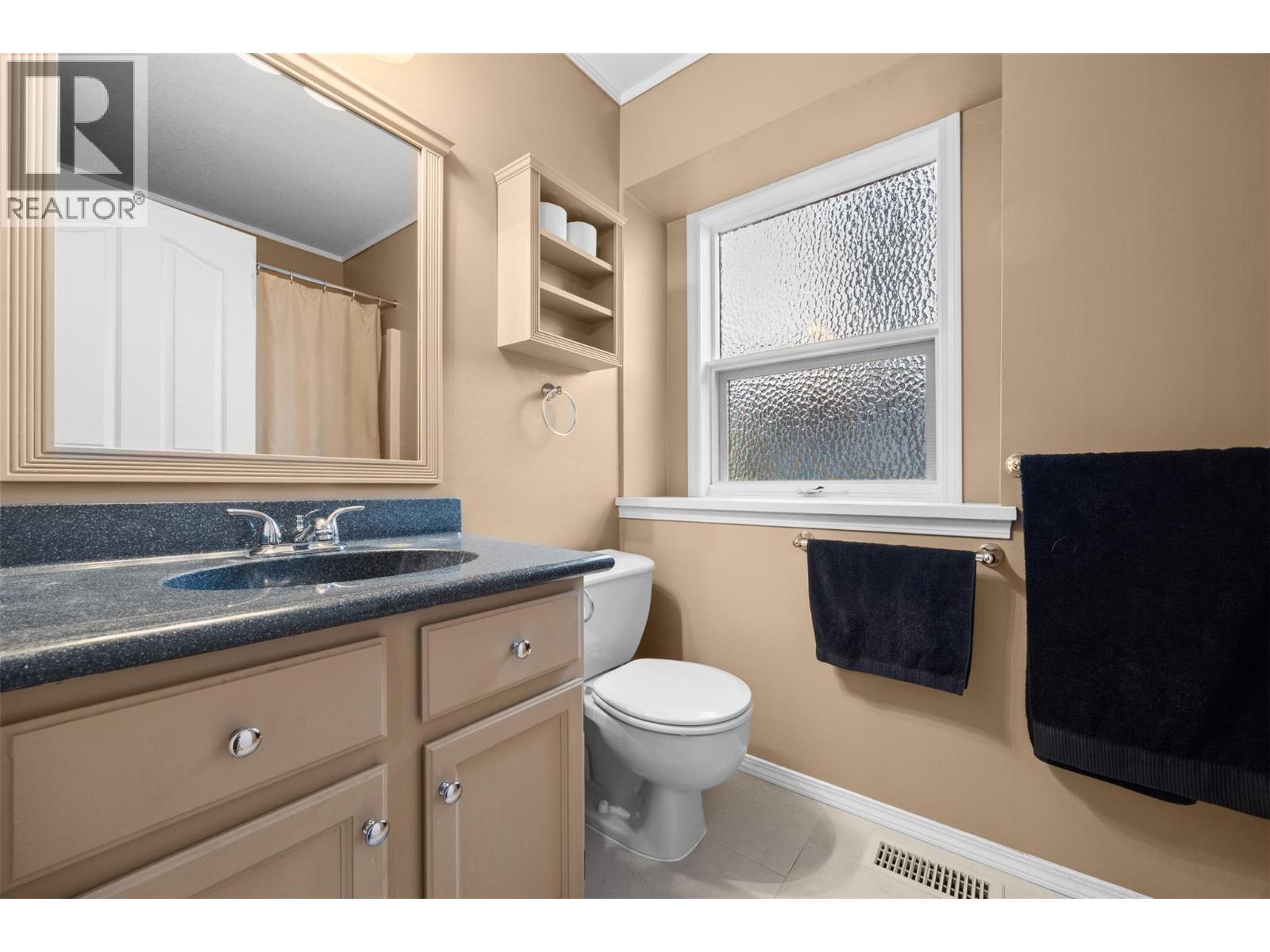 699 Saratoga Place, Kelowna, British Columbia  V1W 2Z6 - Photo 27 - 10375544