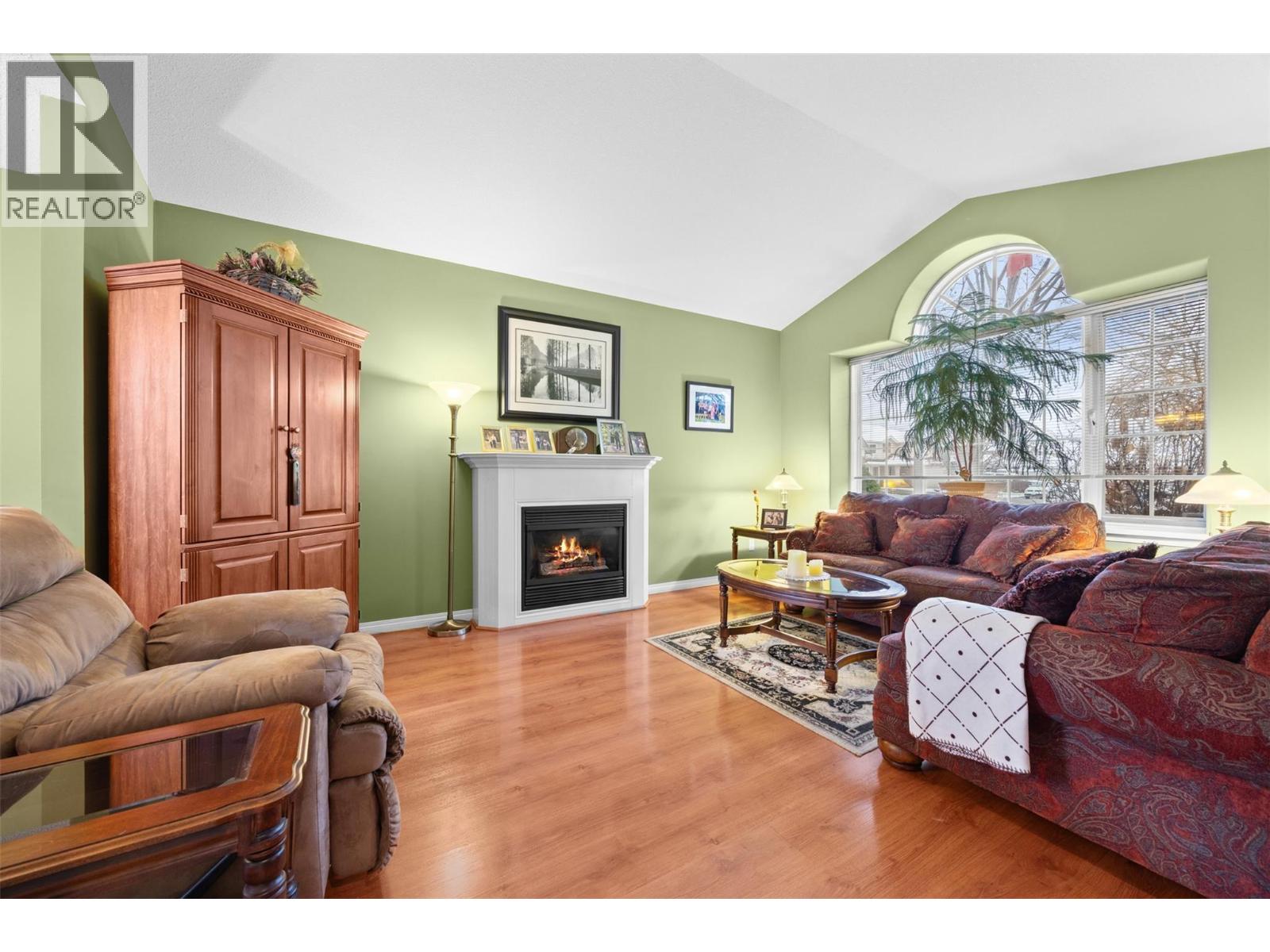 699 Saratoga Place, Kelowna, British Columbia  V1W 2Z6 - Photo 5 - 10375544