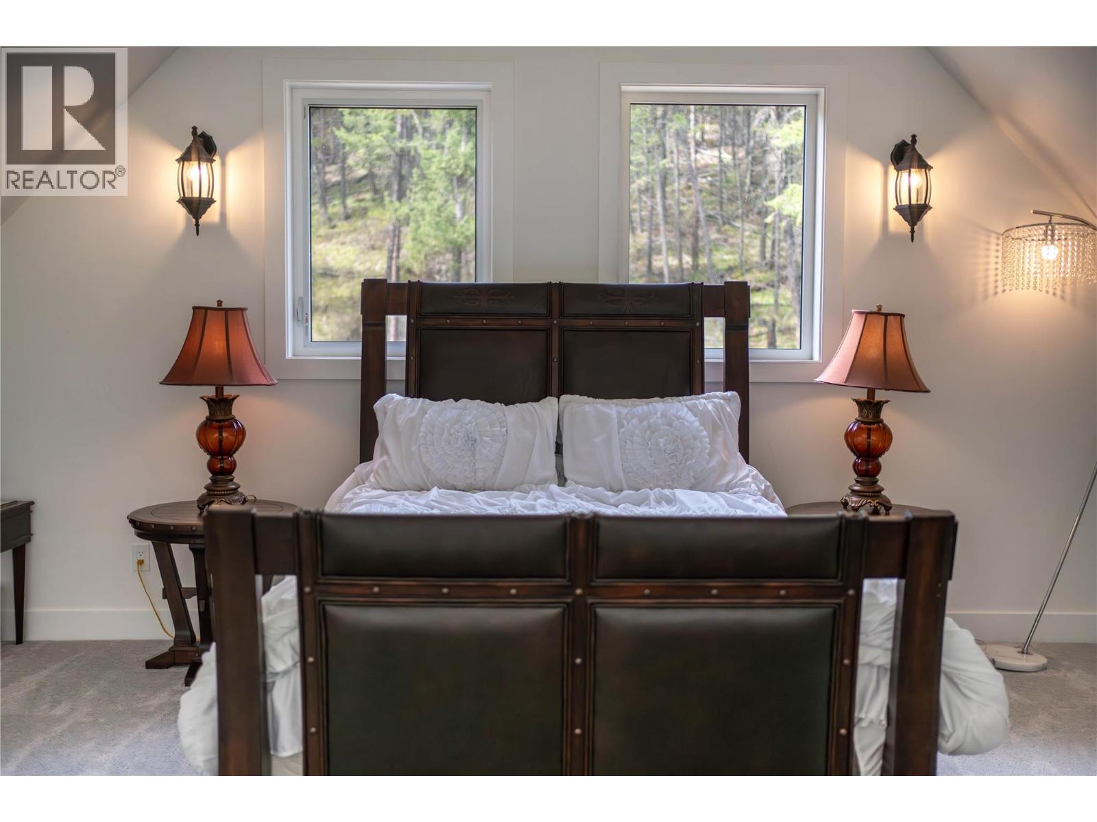 4165 93 Highway, Grasmere, British Columbia  V0B 1R0 - Photo 37 - 10375585