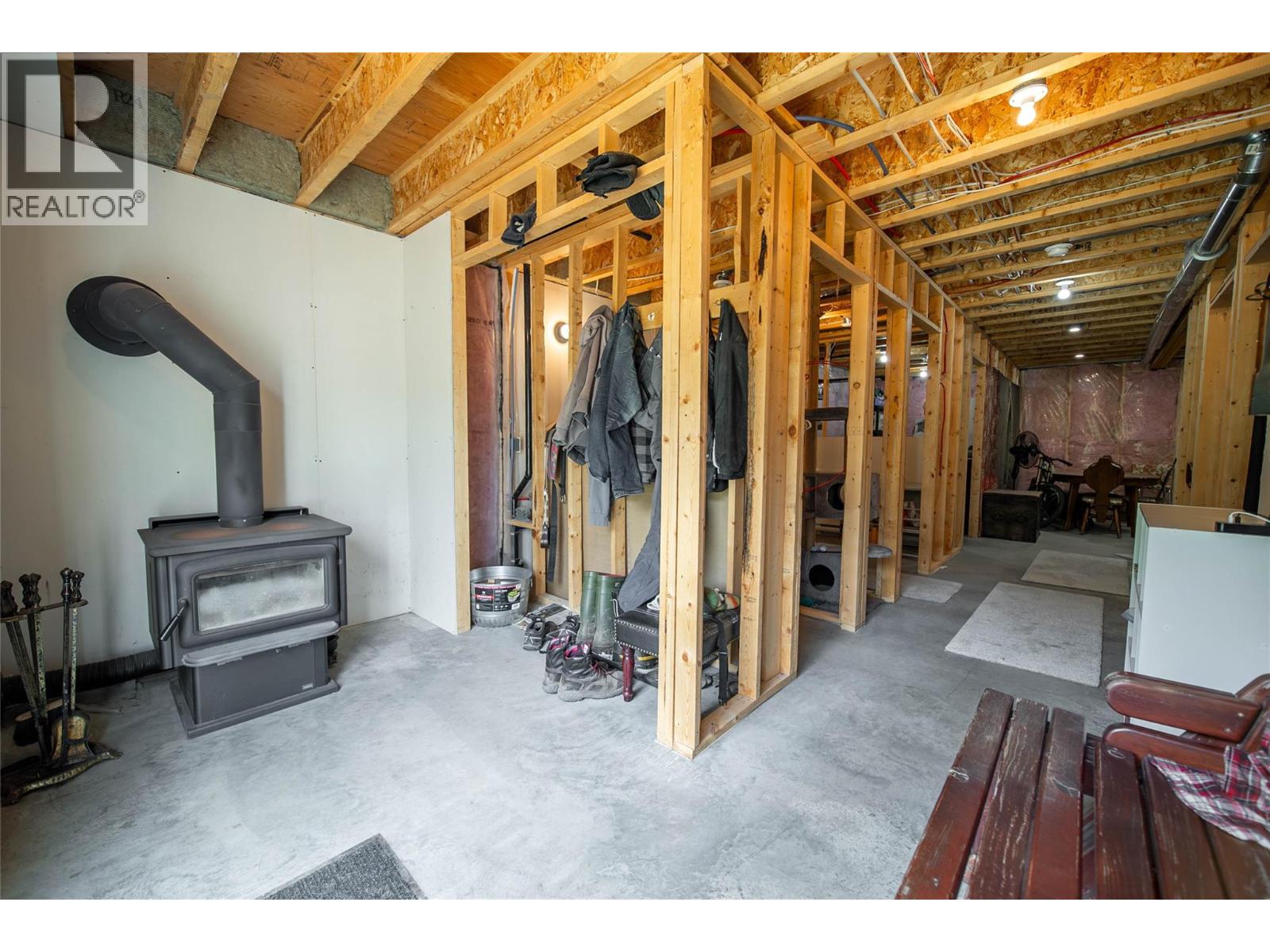 4165 93 Highway, Grasmere, British Columbia  V0B 1R0 - Photo 55 - 10375585