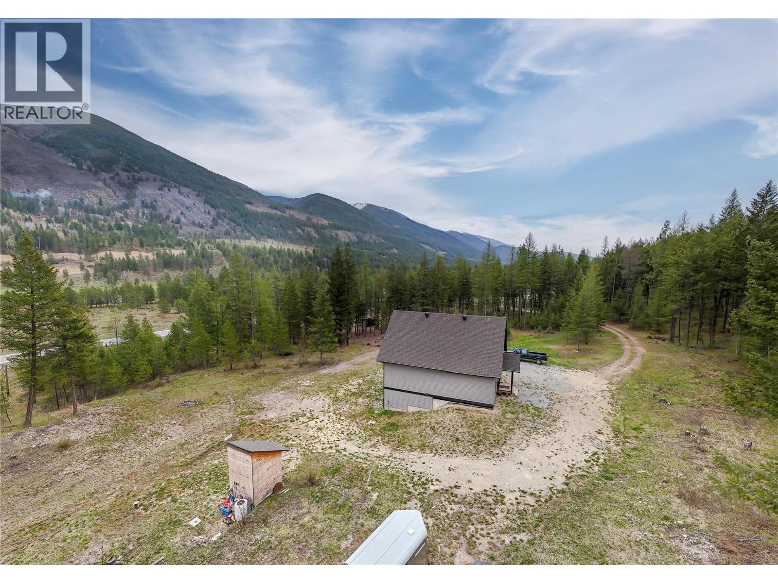 4165 93 Highway, Grasmere, British Columbia  V0B 1R0 - Photo 65 - 10375585