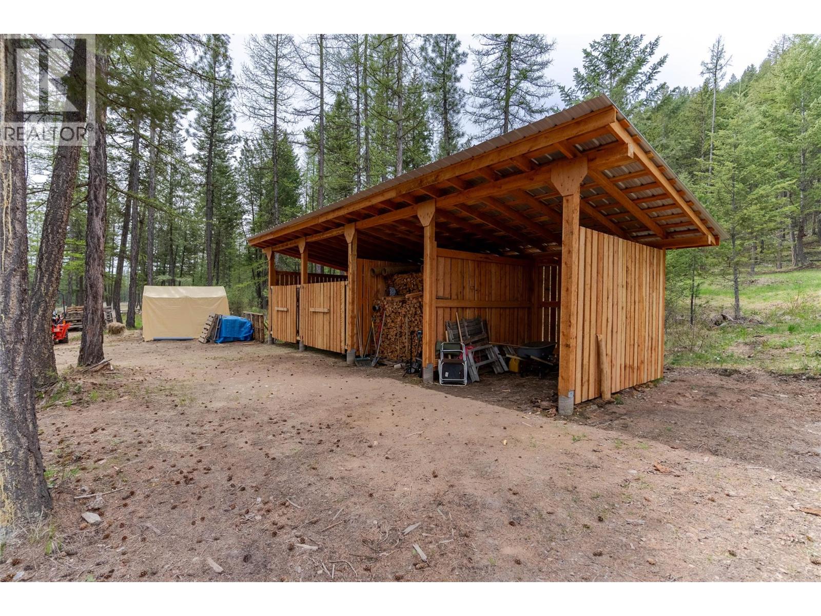 4165 93 Highway, Grasmere, British Columbia  V0B 1R0 - Photo 72 - 10375585