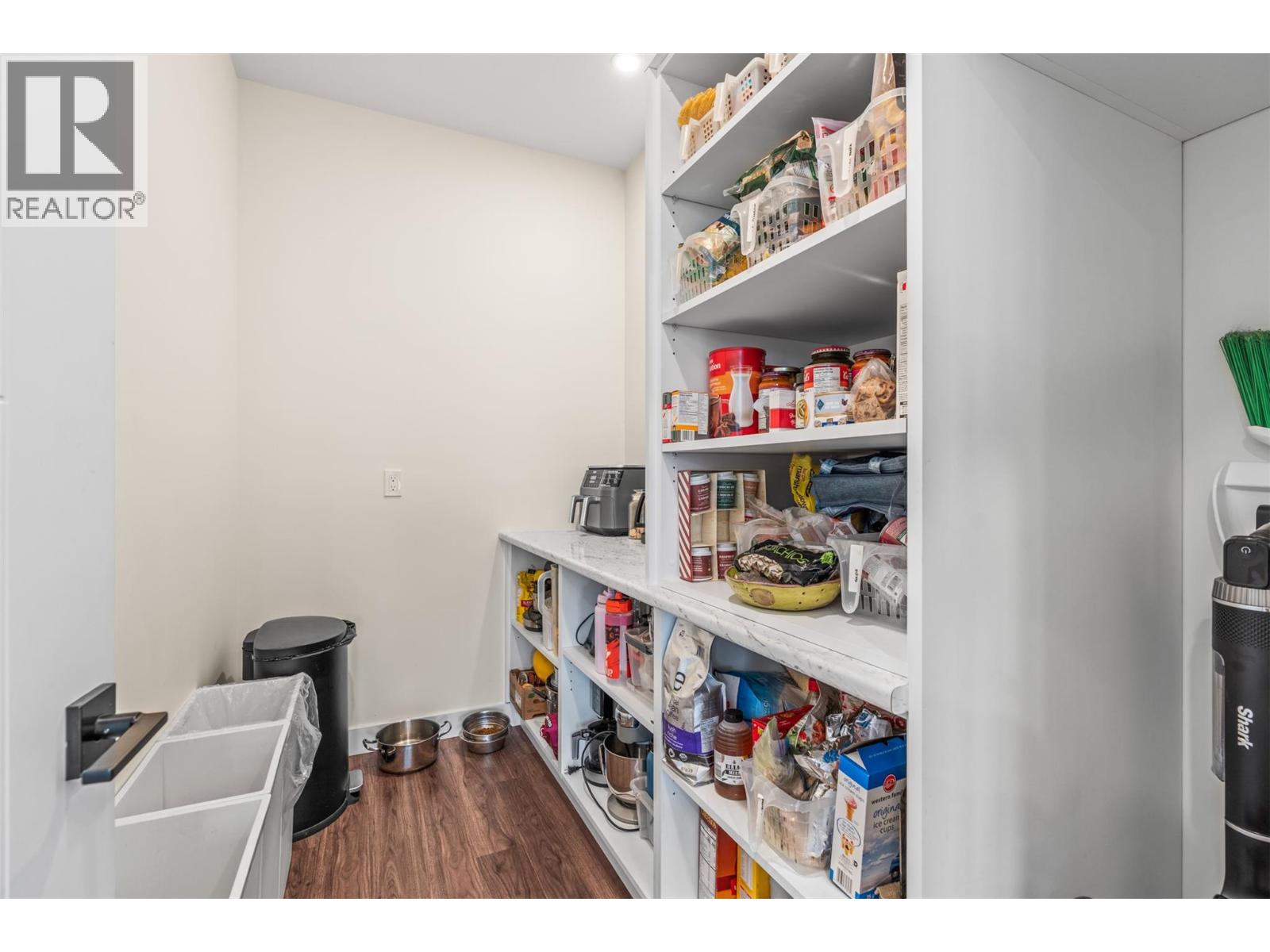 8909 Cherry Lane, Coldstream, British Columbia  V1B 1W1 - Photo 15 - 10375491