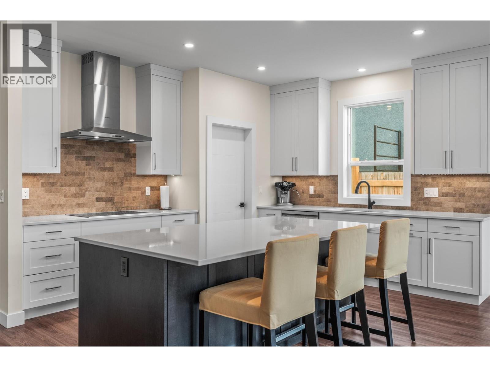 8909 Cherry Lane, Coldstream, British Columbia  V1B 1W1 - Photo 8 - 10375491