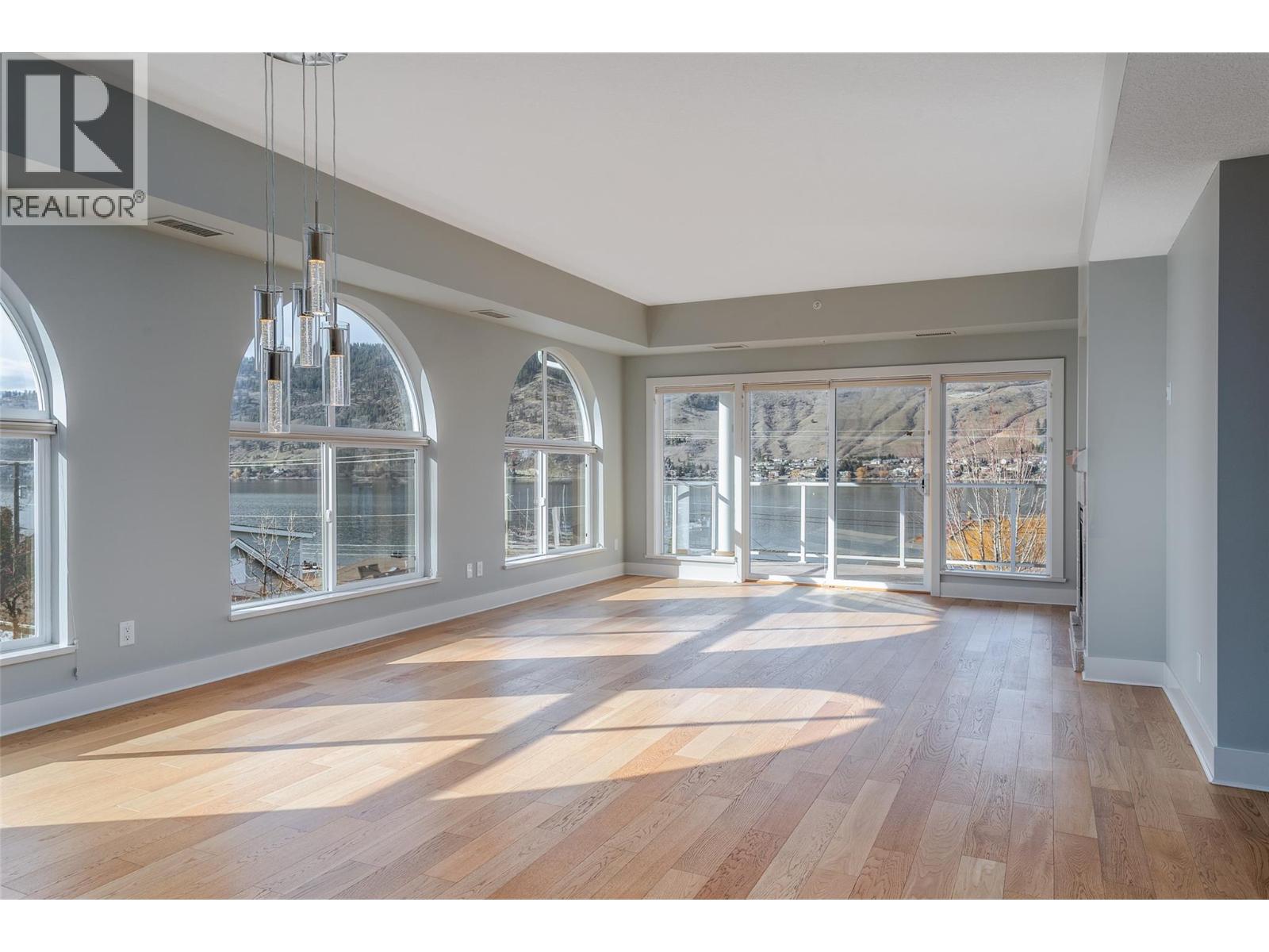 7922 Okanagan Landing Road Unit# 201, Vernon, British Columbia  V1H 2K5 - Photo 5 - 10375426