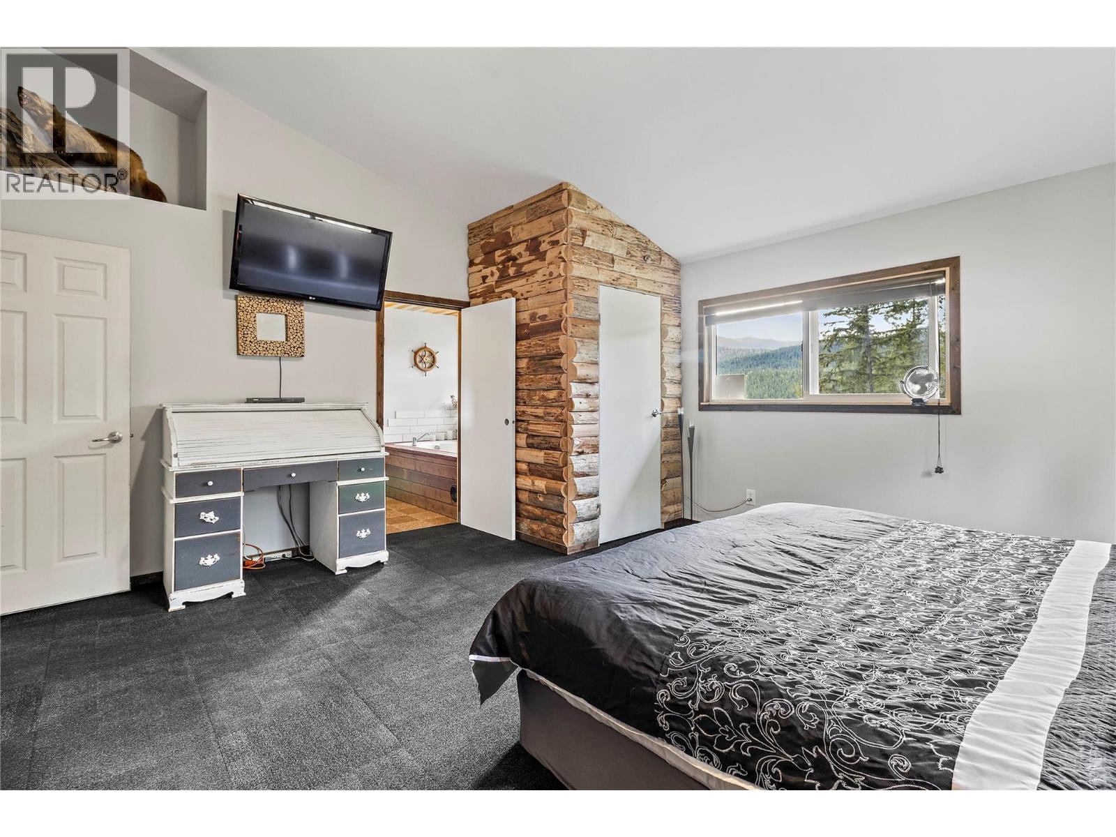 1446 Nittel Road, Seymour Arm, British Columbia  V0E 1M0 - Photo 18 - 10373345