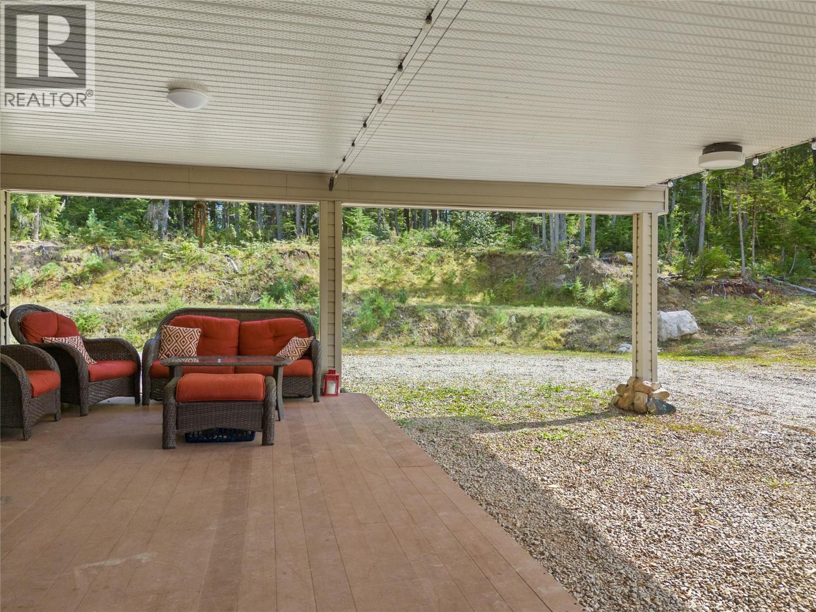 1446 Nittel Road, Seymour Arm, British Columbia  V0E 1M0 - Photo 37 - 10373345