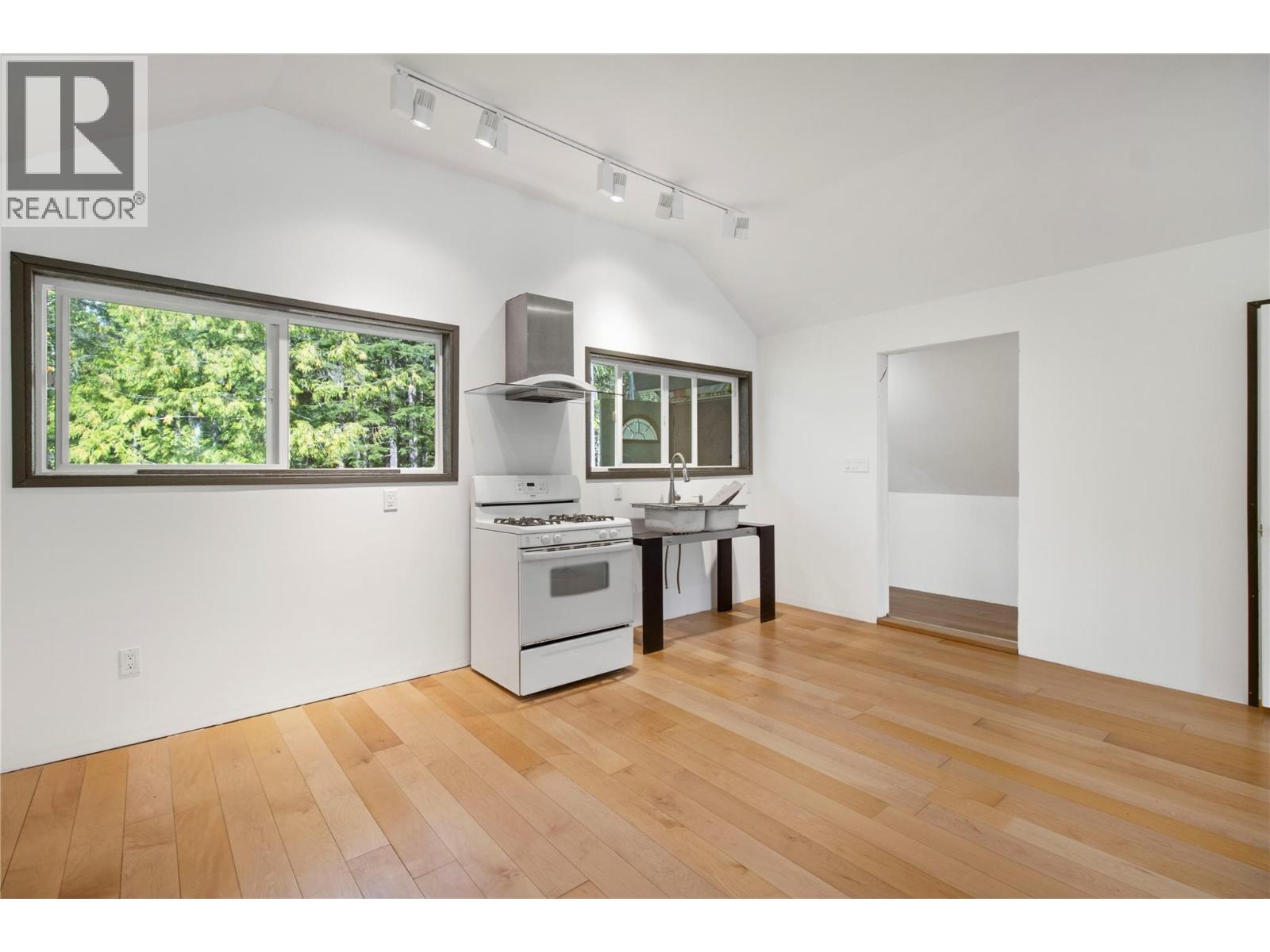 1446 Nittel Road, Seymour Arm, British Columbia  V0E 1M0 - Photo 50 - 10373345