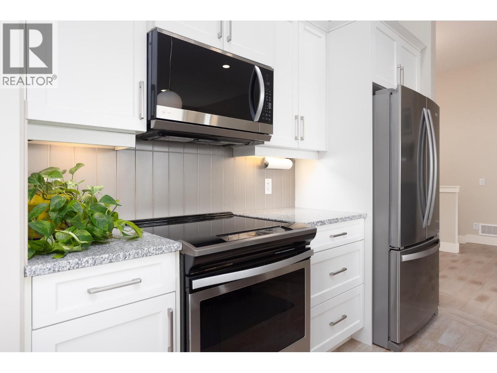 2449 Harmon Road, West Kelowna, British Columbia  V1Z 2C1 - Photo 10 - 10375608