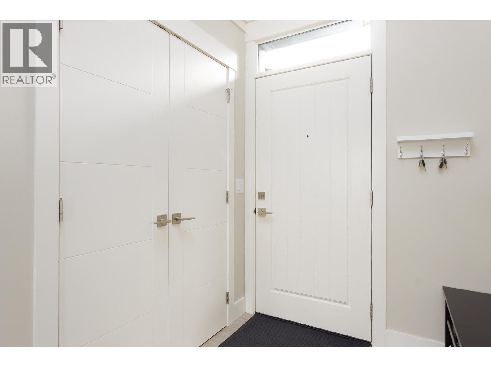 2449 Harmon Road, West Kelowna, British Columbia  V1Z 2C1 - Photo 4 - 10375608