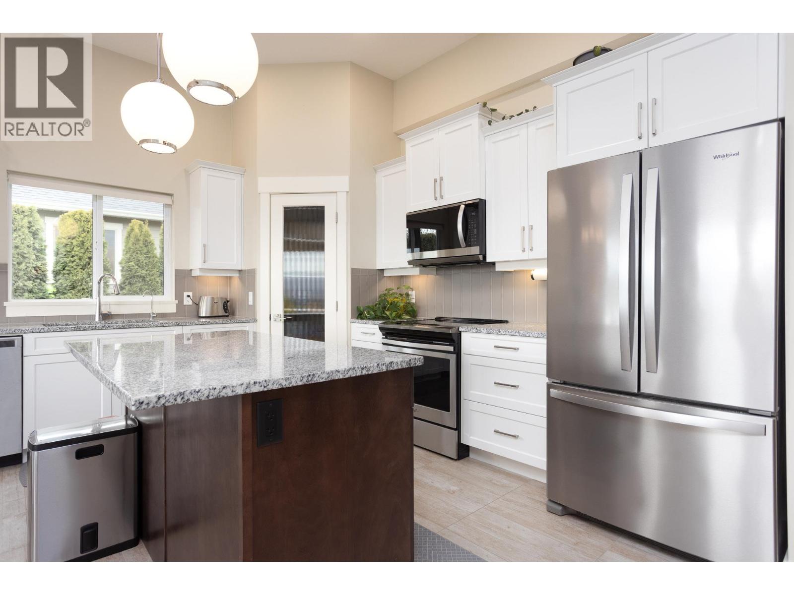 2449 Harmon Road, West Kelowna, British Columbia  V1Z 2C1 - Photo 7 - 10375608