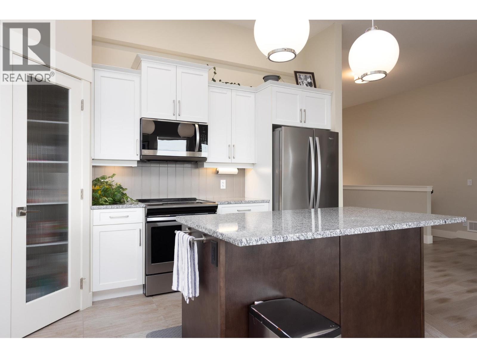 2449 Harmon Road, West Kelowna, British Columbia  V1Z 2C1 - Photo 8 - 10375608