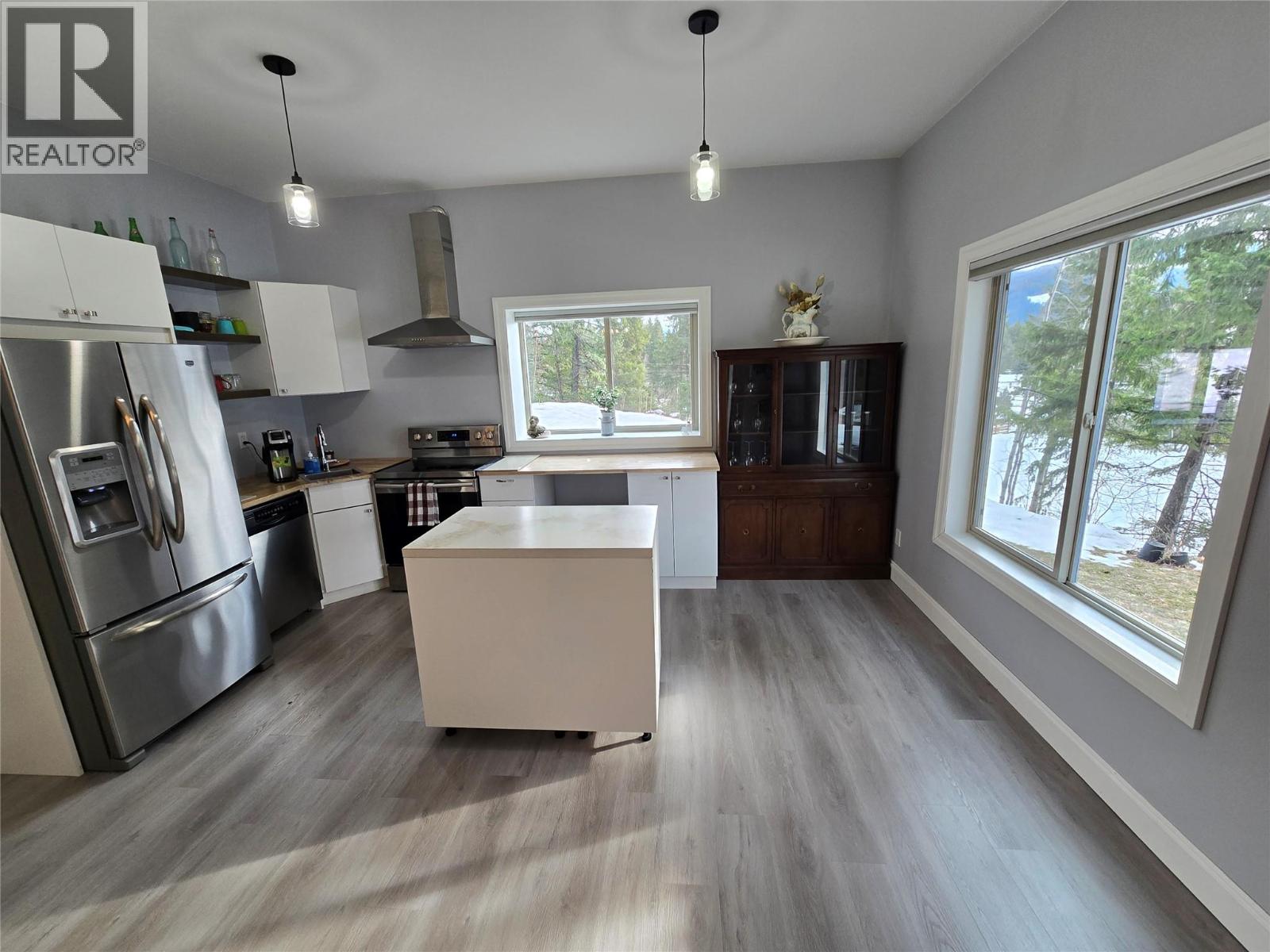 565 Clearwater Valley Road, Clearwater, British Columbia  V0E 1N1 - Photo 38 - 10375577