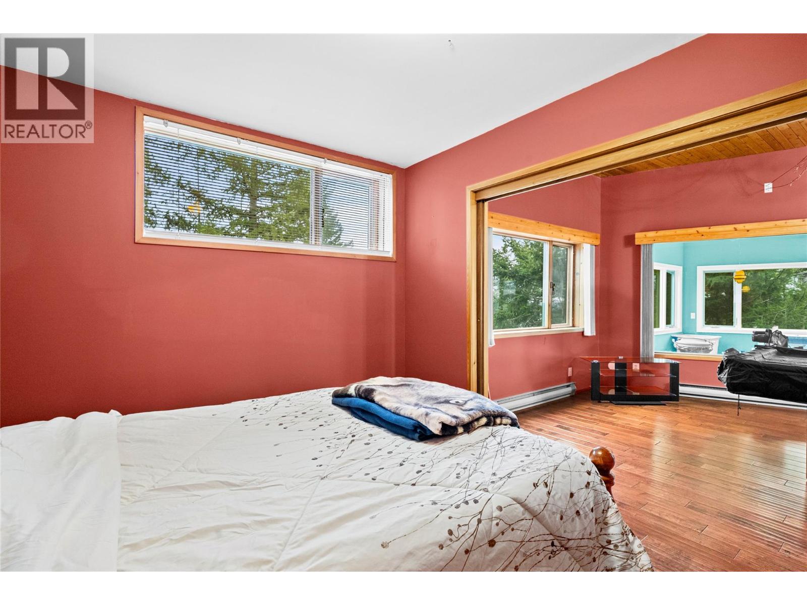 5305 Meadow Creek Crescent, Celista, British Columbia  V0E 1M6 - Photo 35 - 10375485