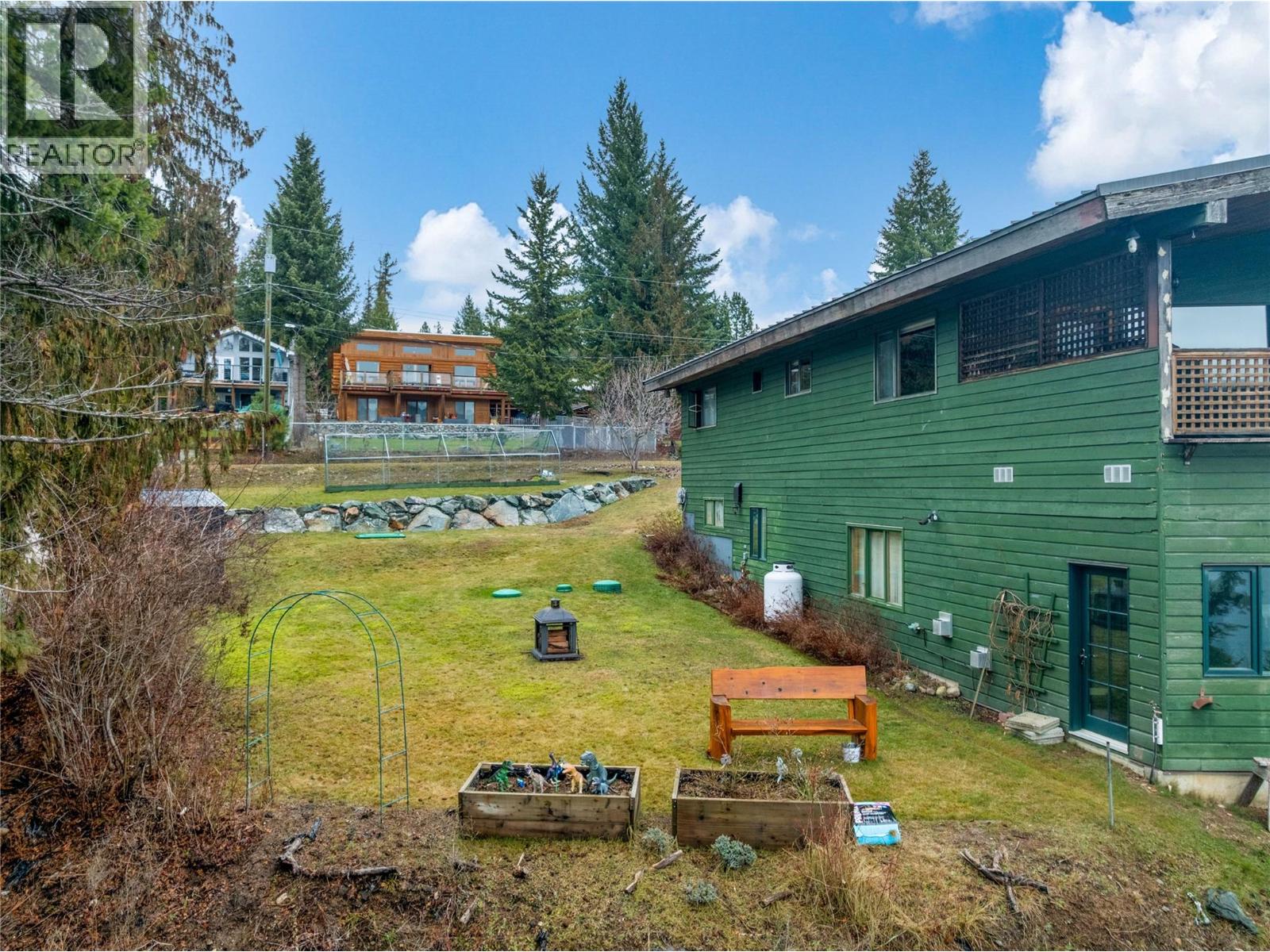 5305 Meadow Creek Crescent, Celista, British Columbia  V0E 1M6 - Photo 40 - 10375485