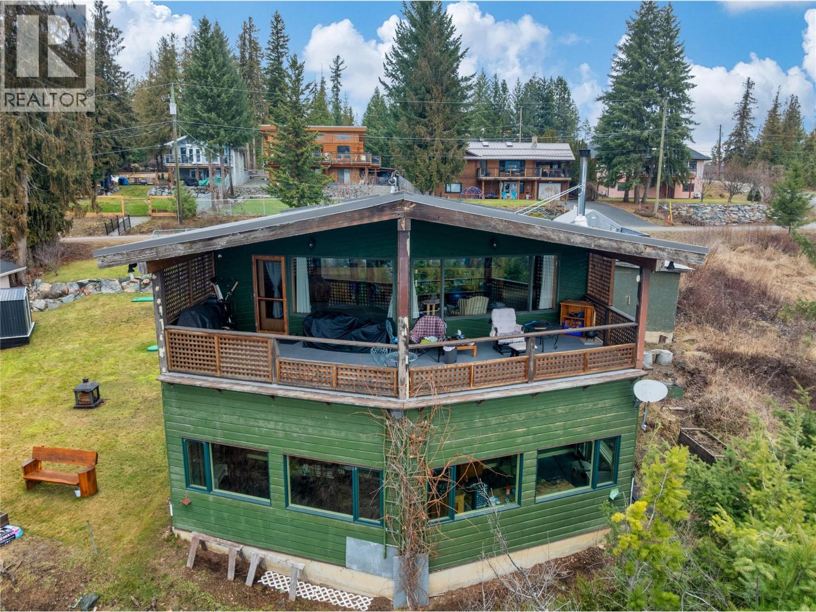 5305 Meadow Creek Crescent, Celista, British Columbia  V0E 1M6 - Photo 42 - 10375485