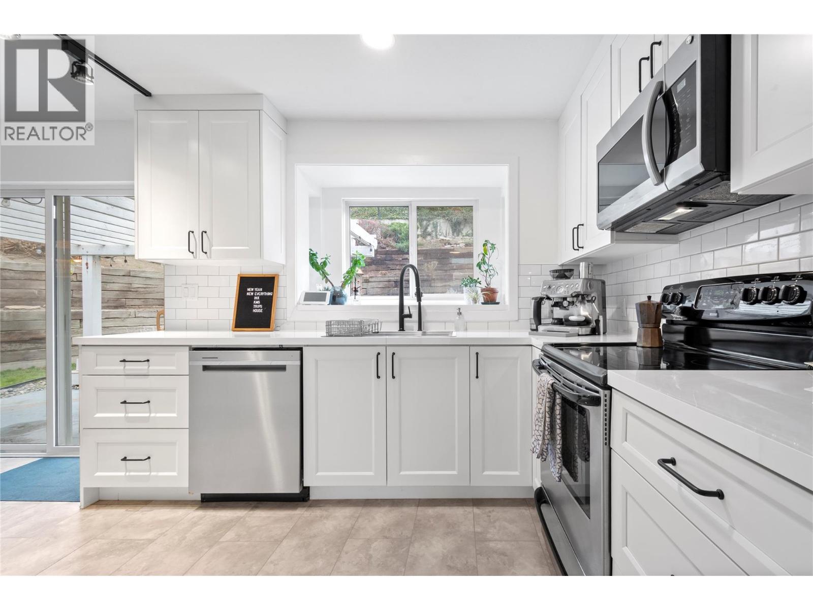 154 Dafoe Place, Penticton, British Columbia  V0H 7E6 - Photo 18 - 10375501