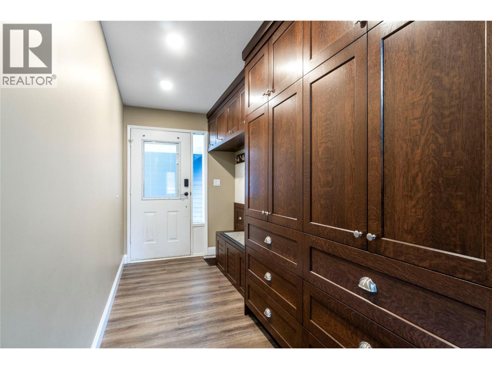 6960 50 Street Ne, Salmon Arm, British Columbia  V0E 1K0 - Photo 5 - 10375319