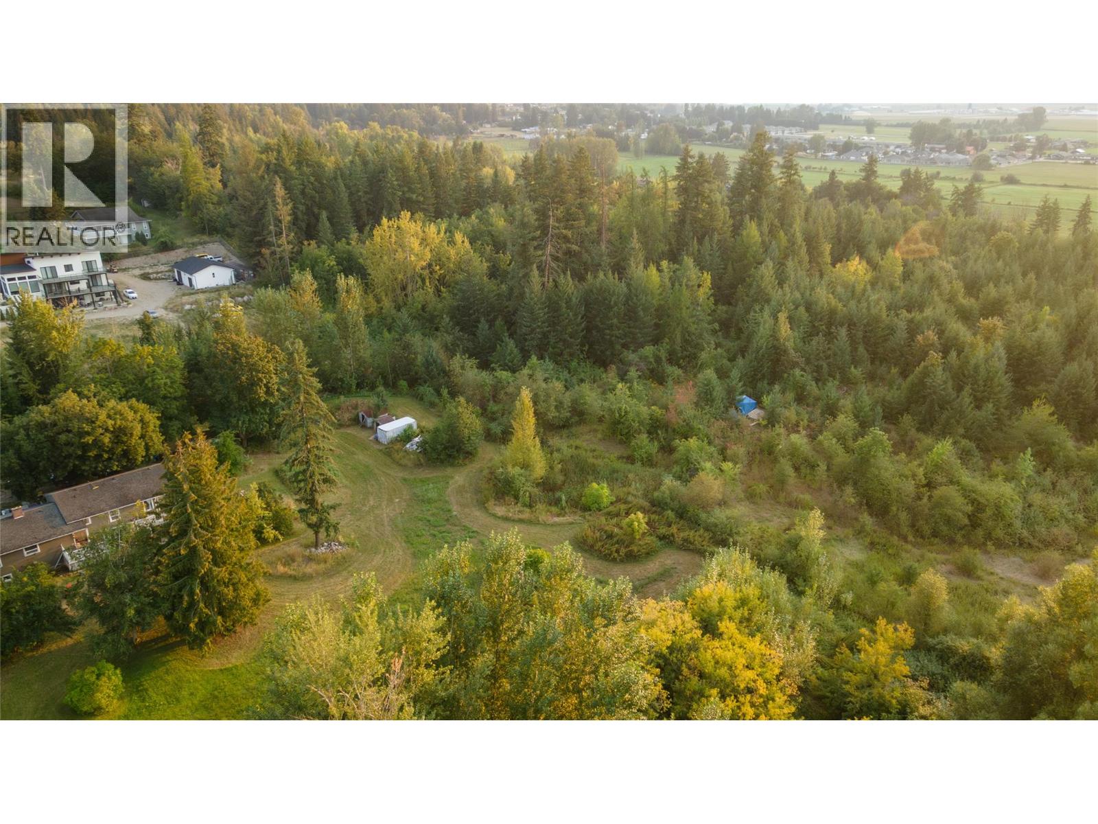 1121 Shuswap Street Sw, Salmon Arm, British Columbia  V1E 1J3 - Photo 12 - 10375574