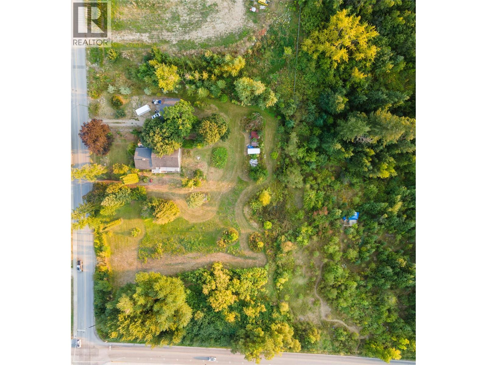 1121 Shuswap Street Sw, Salmon Arm, British Columbia  V1E 1J3 - Photo 20 - 10375574